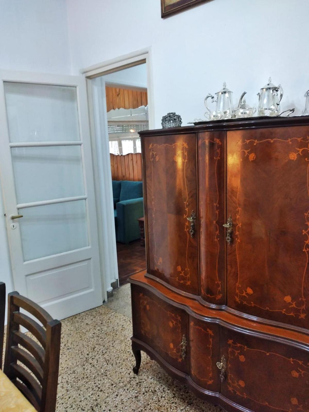 La Dorada , Casa entera en Excelente Zona Residencial con cochera techada