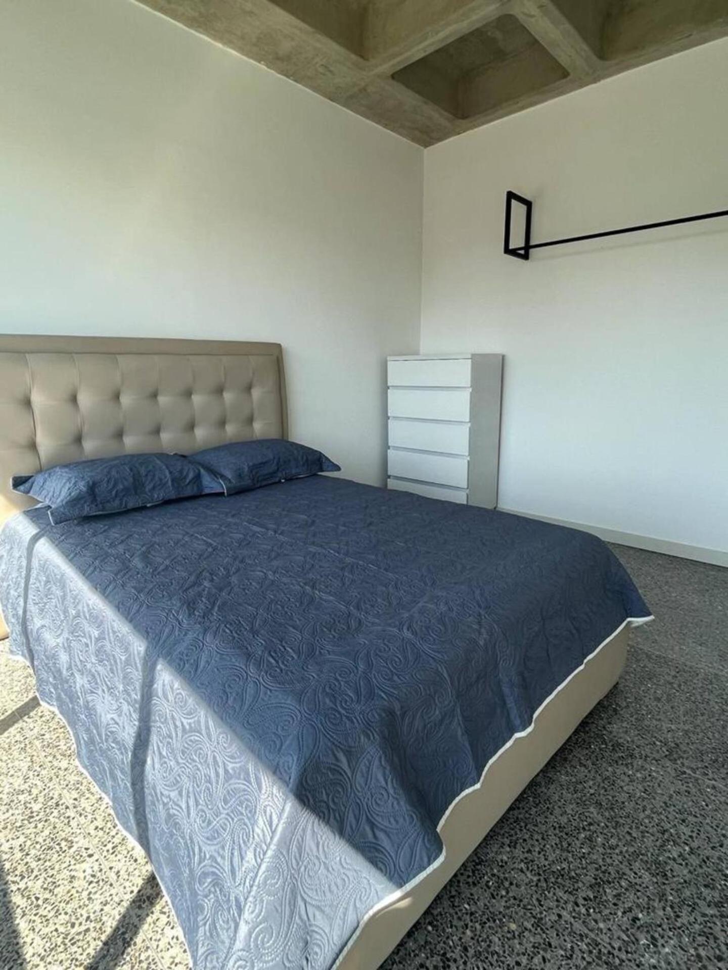 Brand new apt San Bernardino Caracas view 2