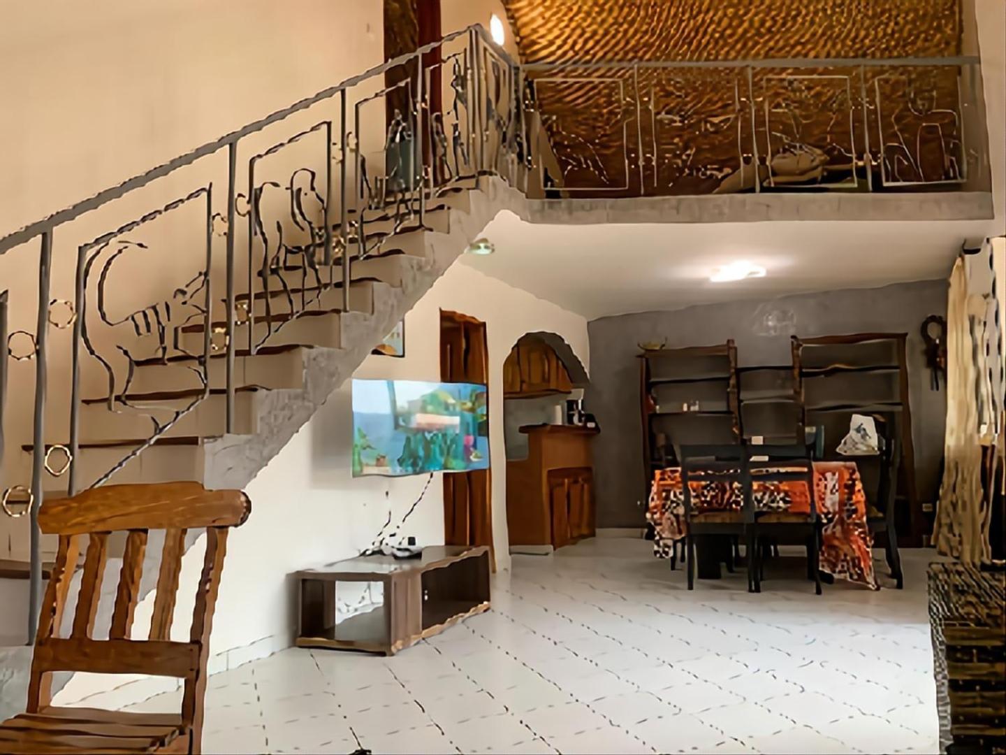 VILLA DOUILLETTE