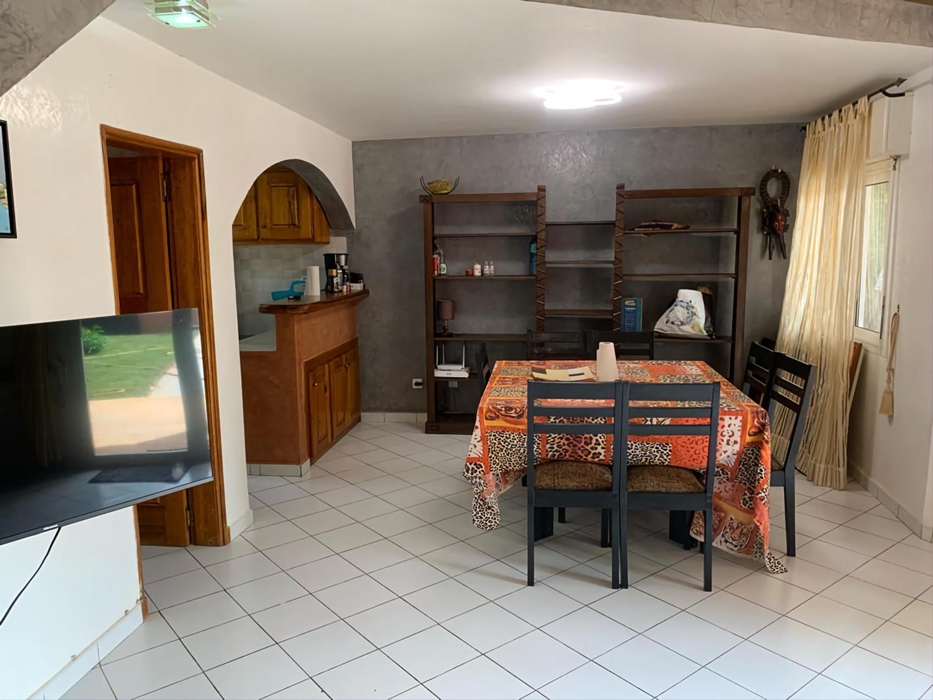 VILLA DOUILLETTE