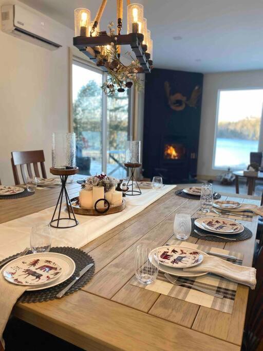 Luxury Panoramic View Waterfront-SPA-Games-Mont Tremblant