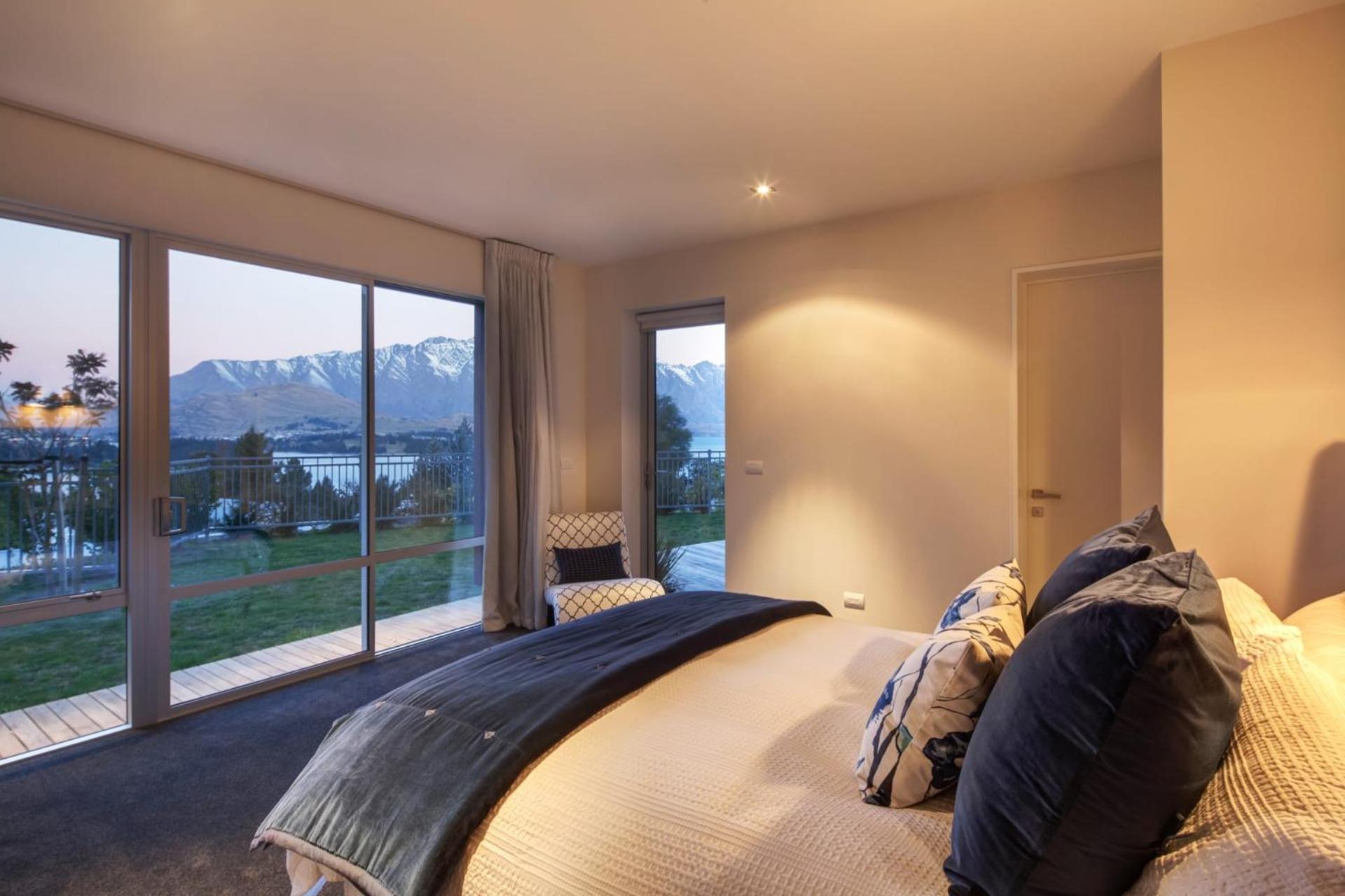 Villa Matau- Gas Fire- Lake Views- AC- BBQ view 3