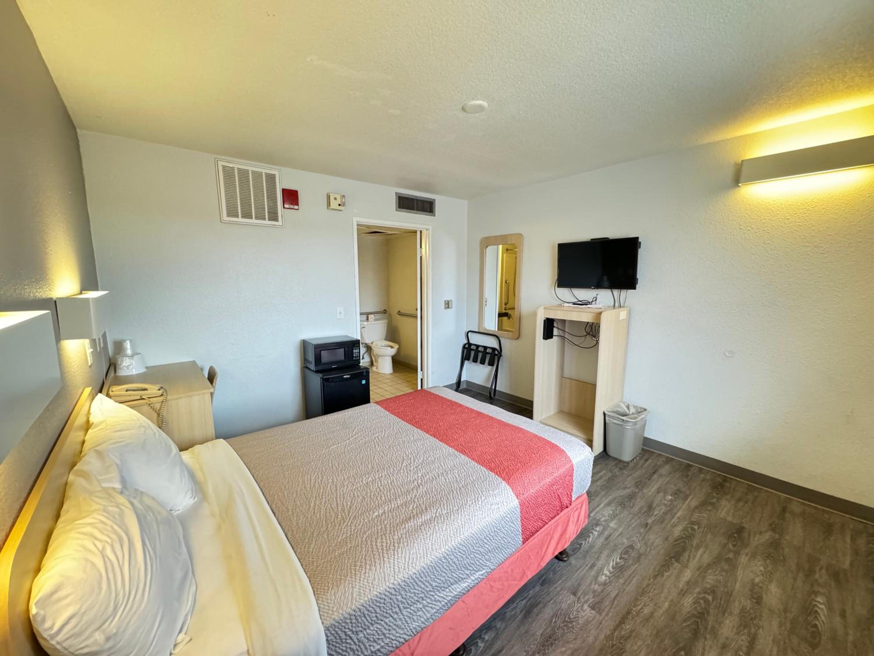 Motel 6-Casper, WY
