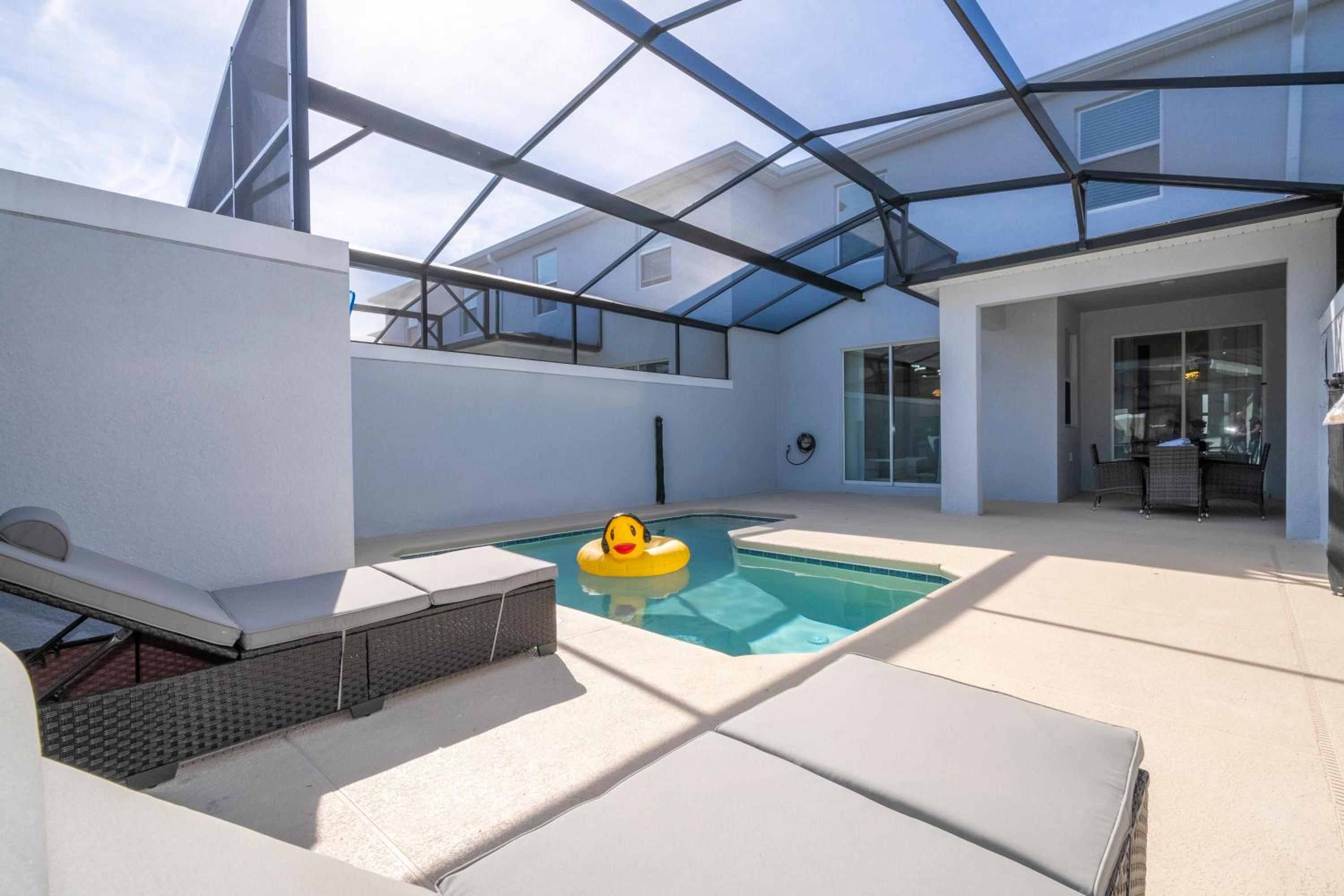 Stunning 4 Bd w Pool @ Storey Lake Resort 2613