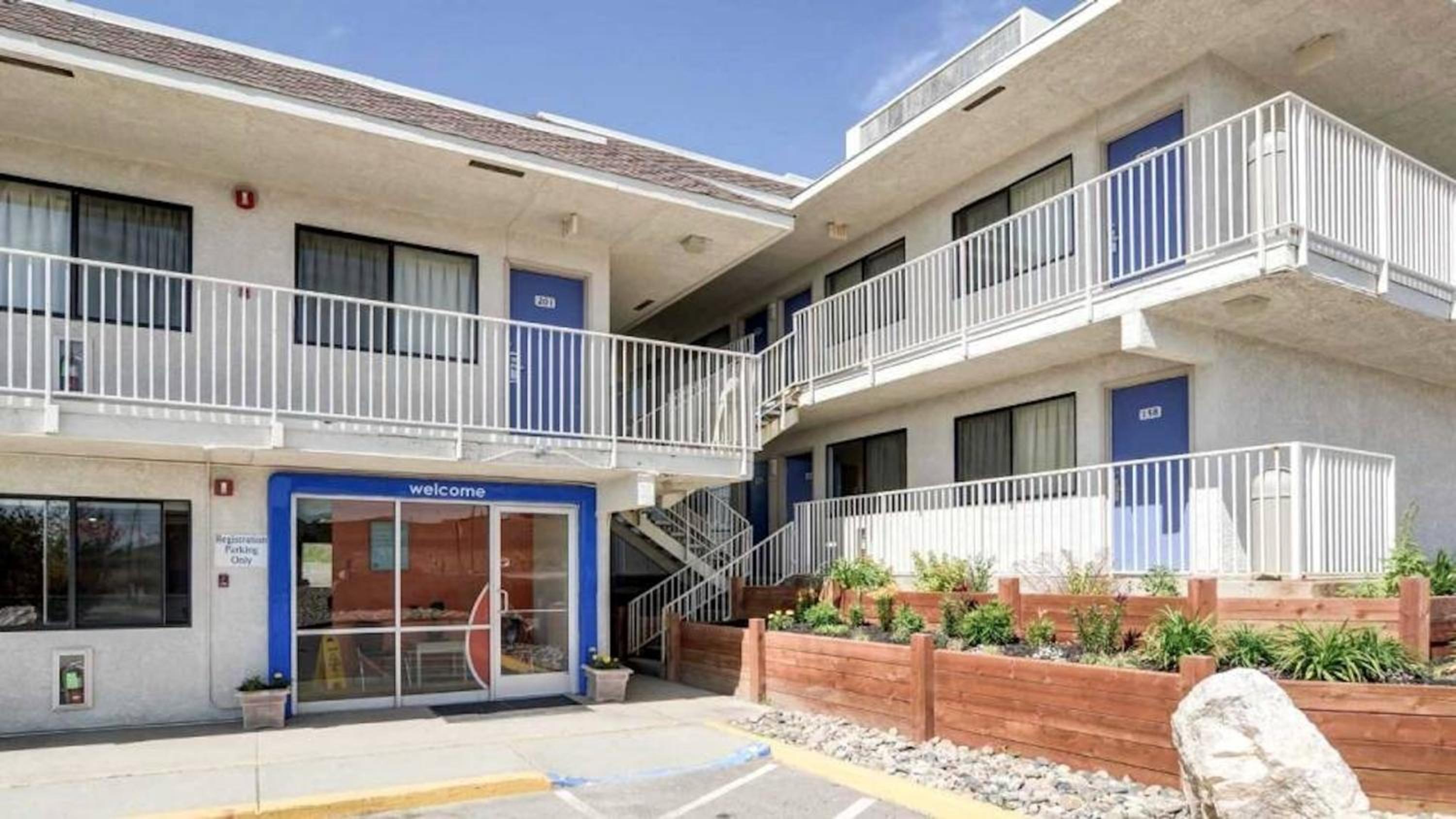 Hotel Motel 6-Casper, WY - Image 1