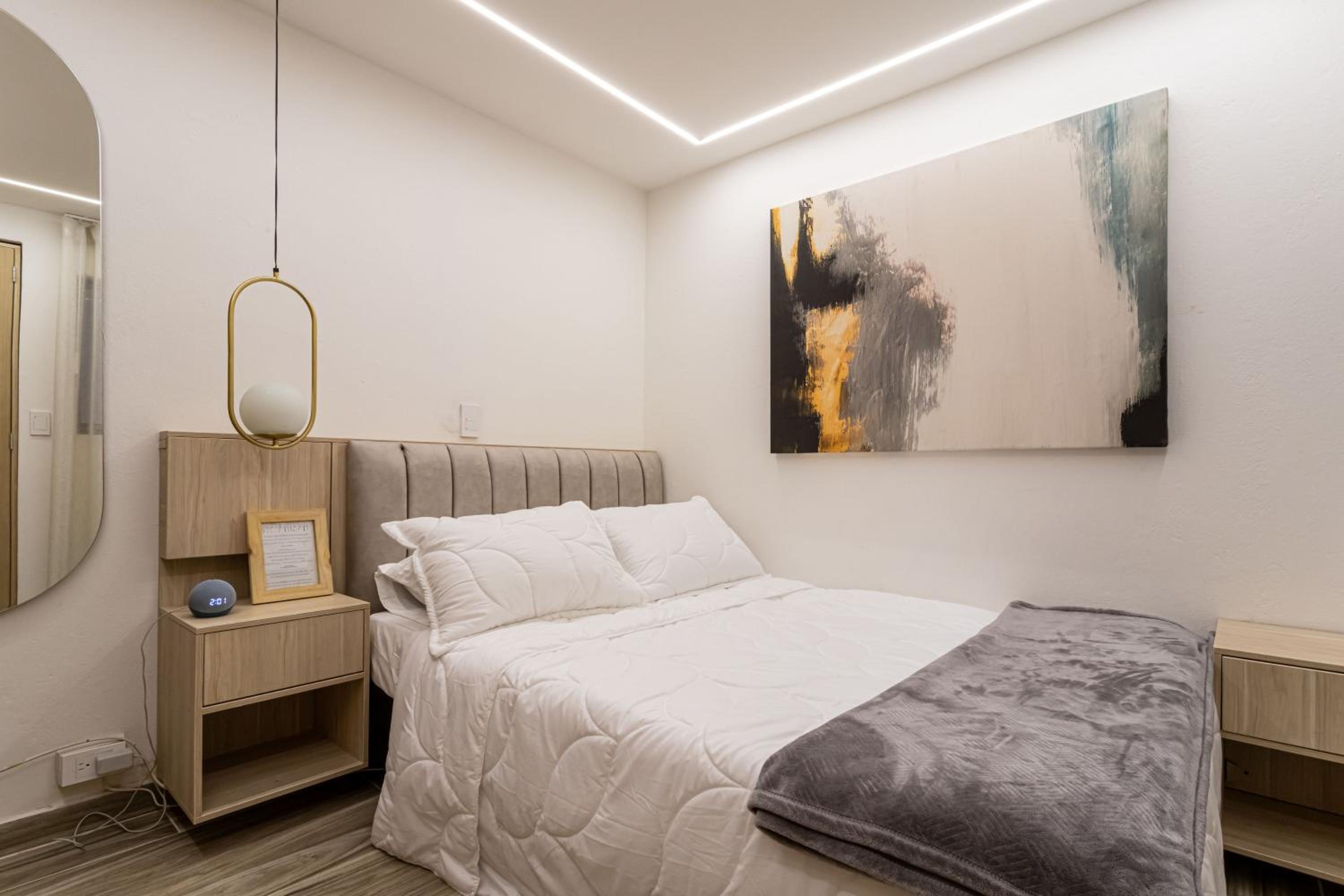 Cozy Apartment with A/C in North Medellin.