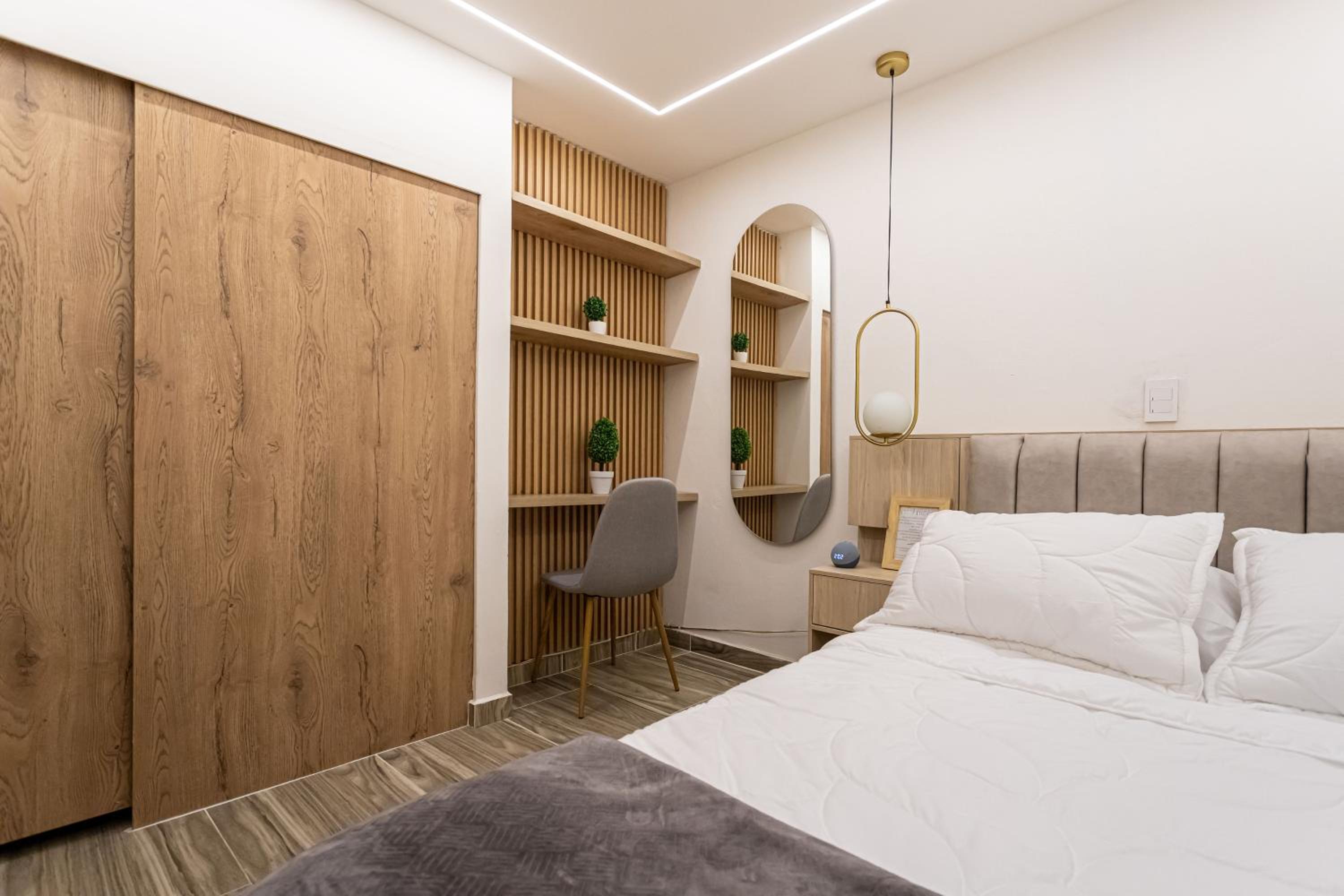 Cozy Apartment with A/C in North Medellin.