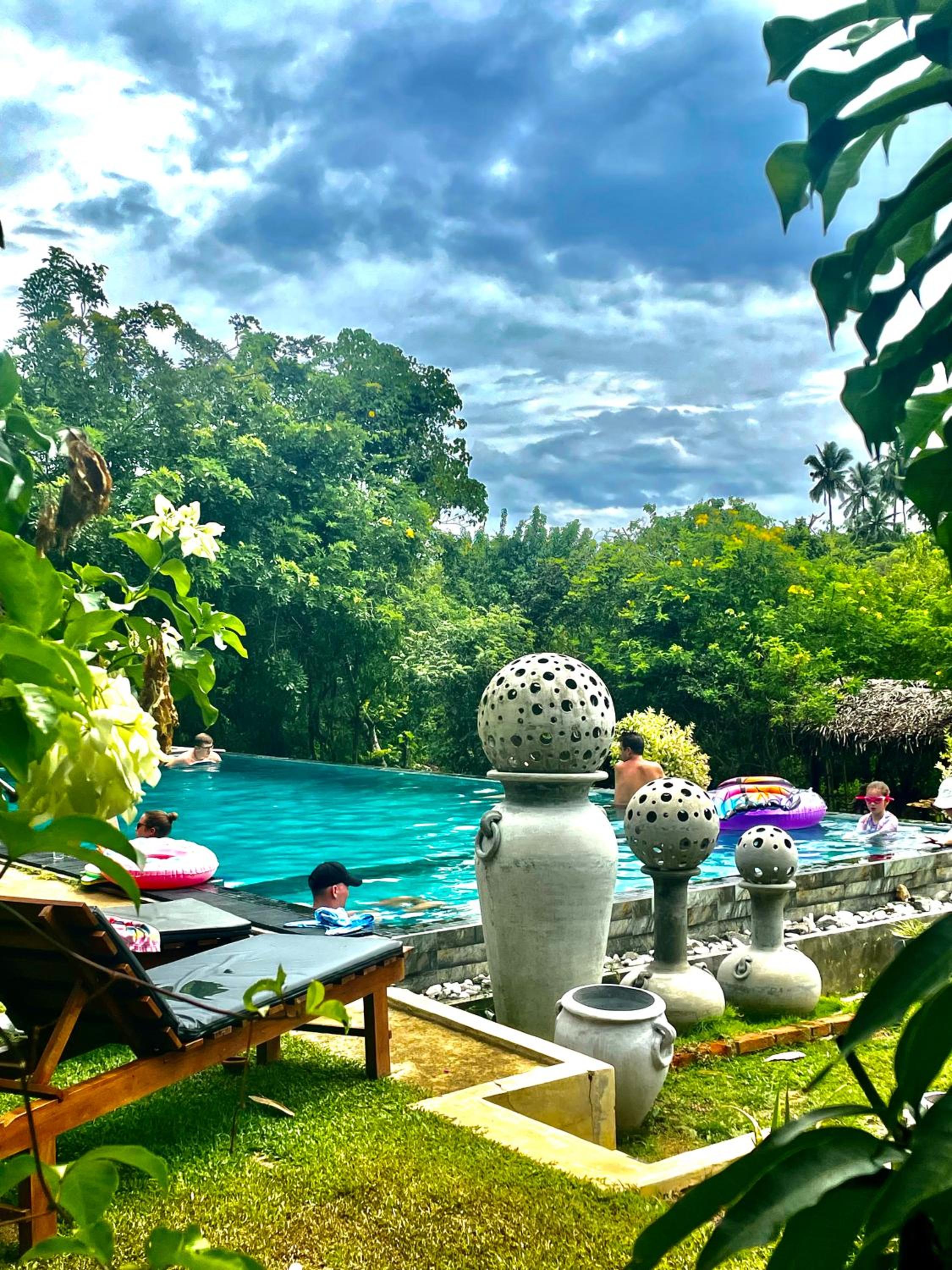 Eagles Nest Cabanas view 4
