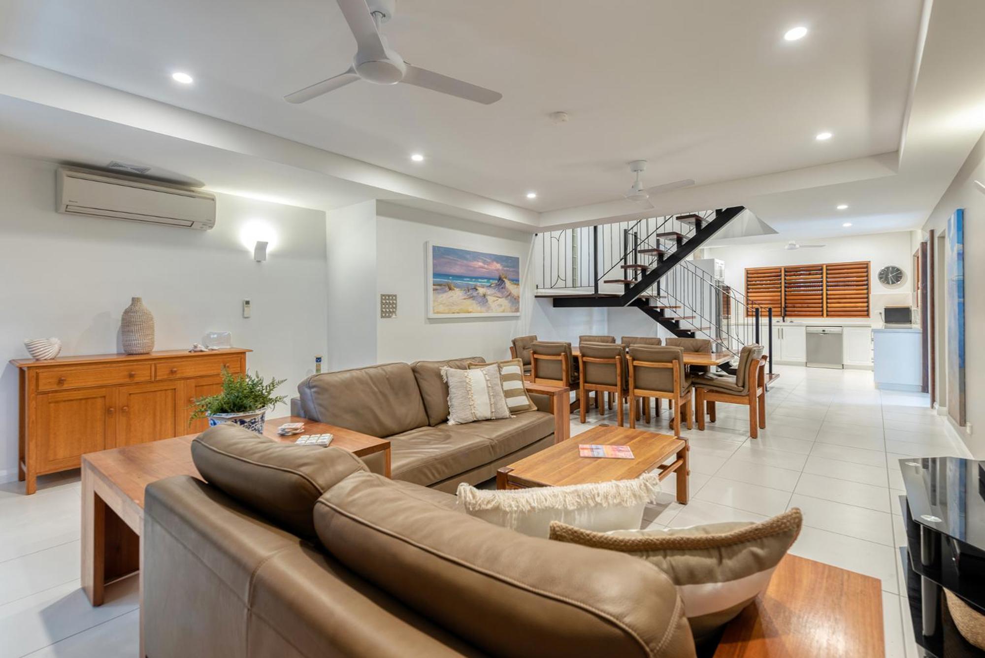 Villa 3 @ Chez Willow, 2 mins to Four Mile Beach