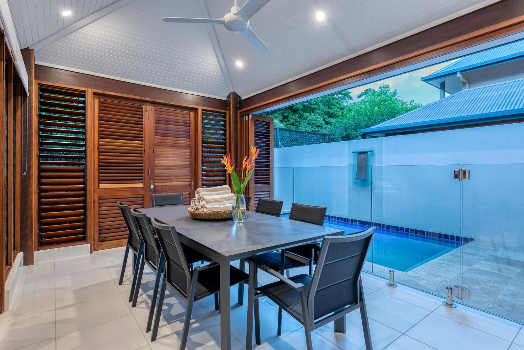 Villa 3 @ Chez Willow, 2 mins to Four Mile Beach