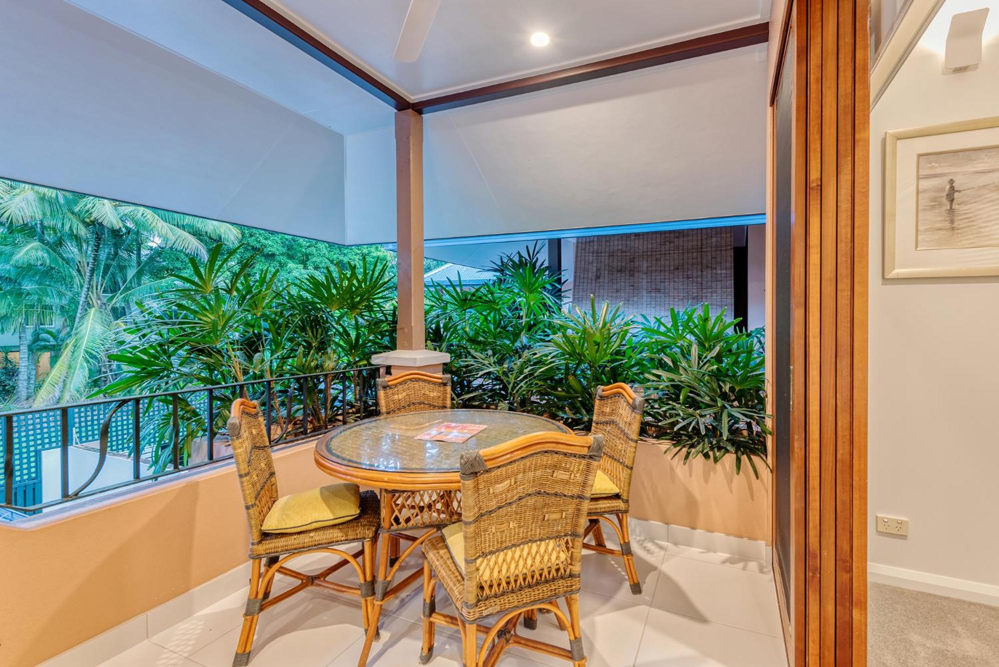 Villa 3 @ Chez Willow, 2 mins to Four Mile Beach