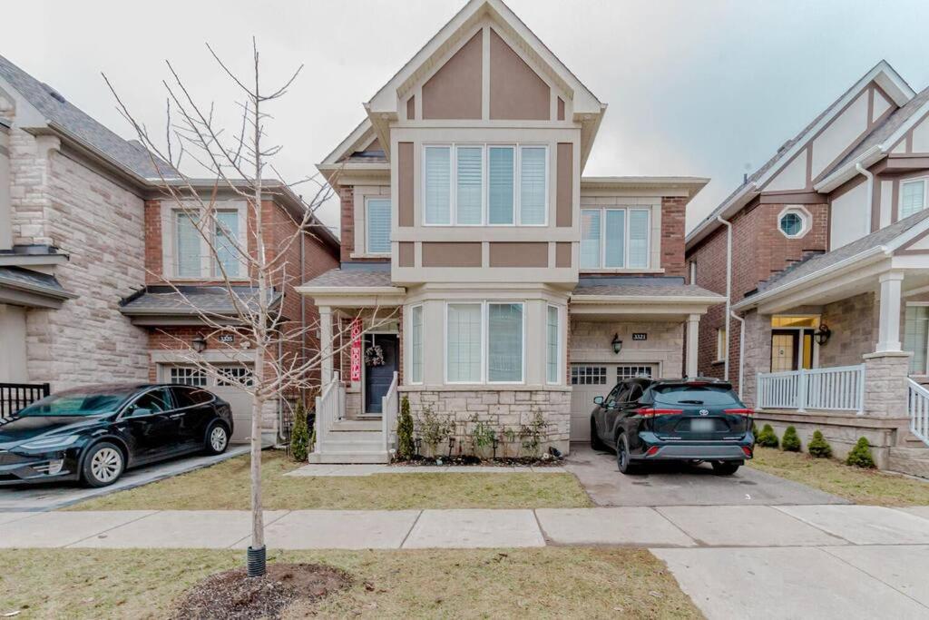 Luxury Basement Apartment in Oakville Monthly stays only