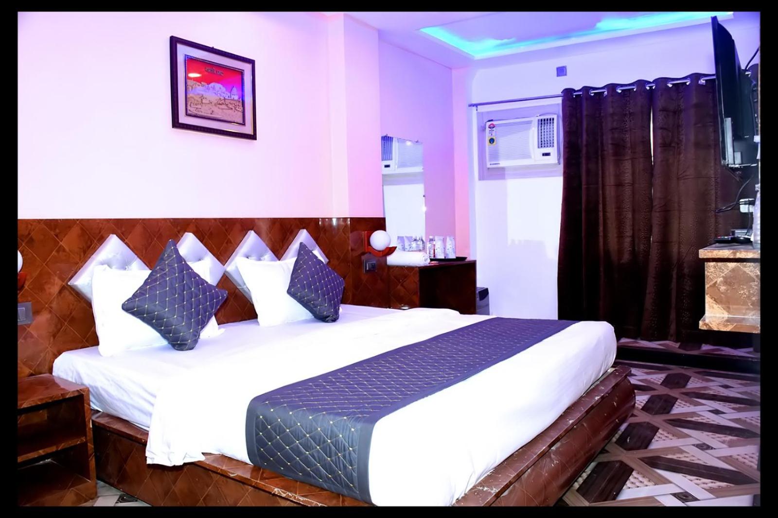 SHRI MURARI RELAX INN PG view 2