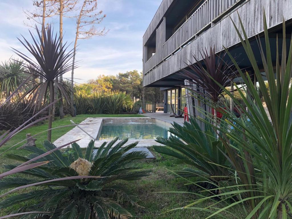 Casa Frontera