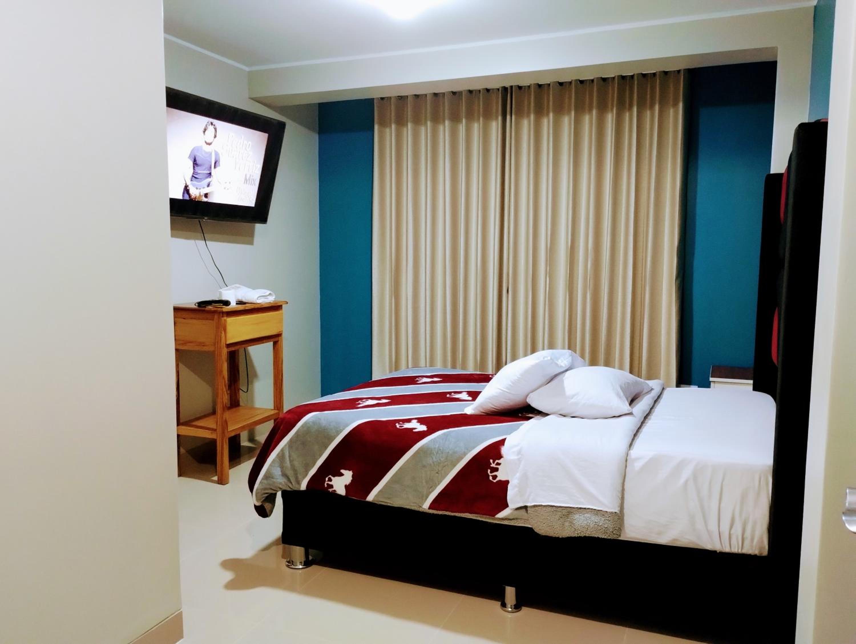 HOSTAL TOSCANO SUITES