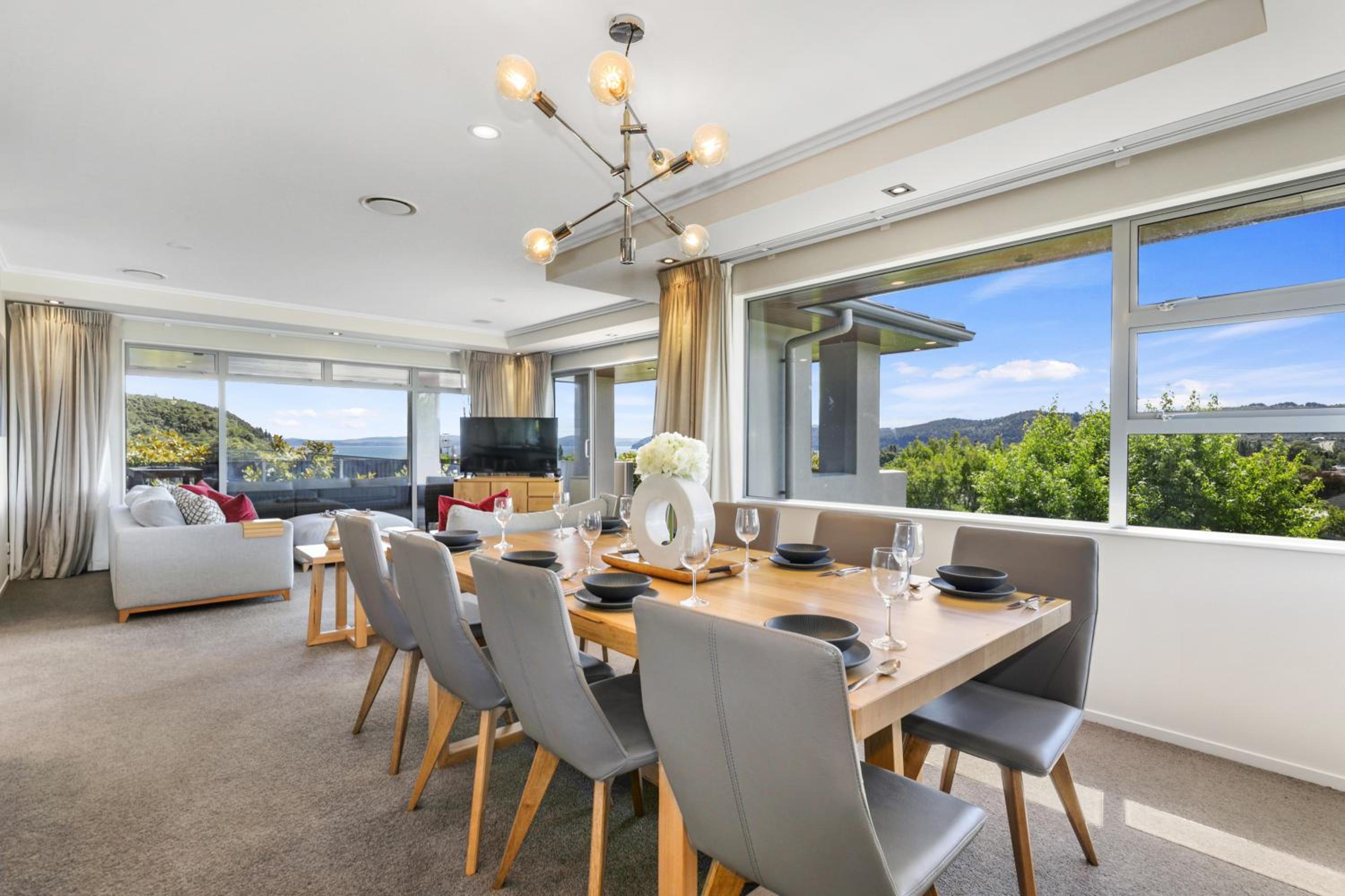 Eagles Nest - Kinloch view 5