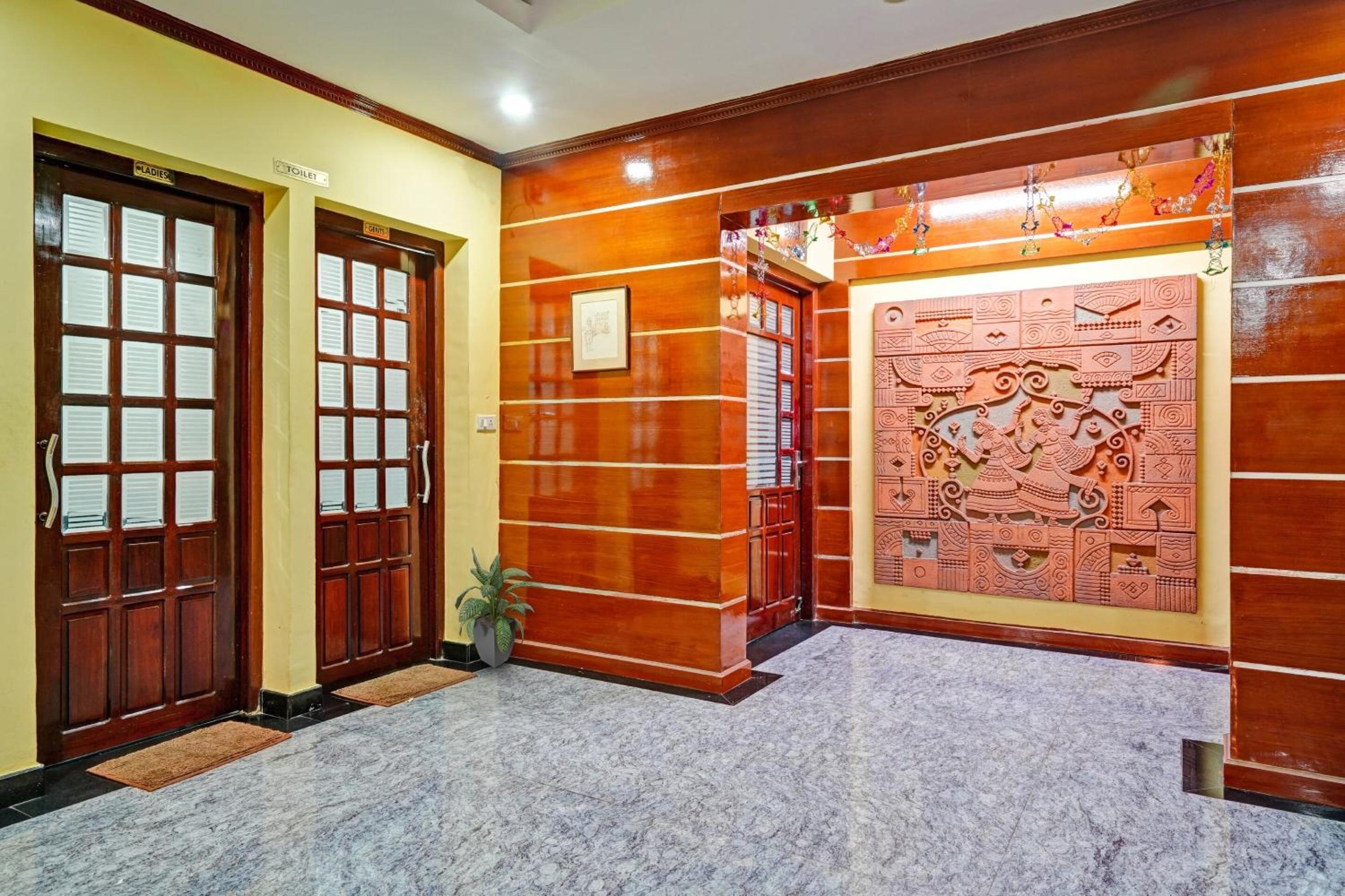 Collection O Chalakudy Hotels