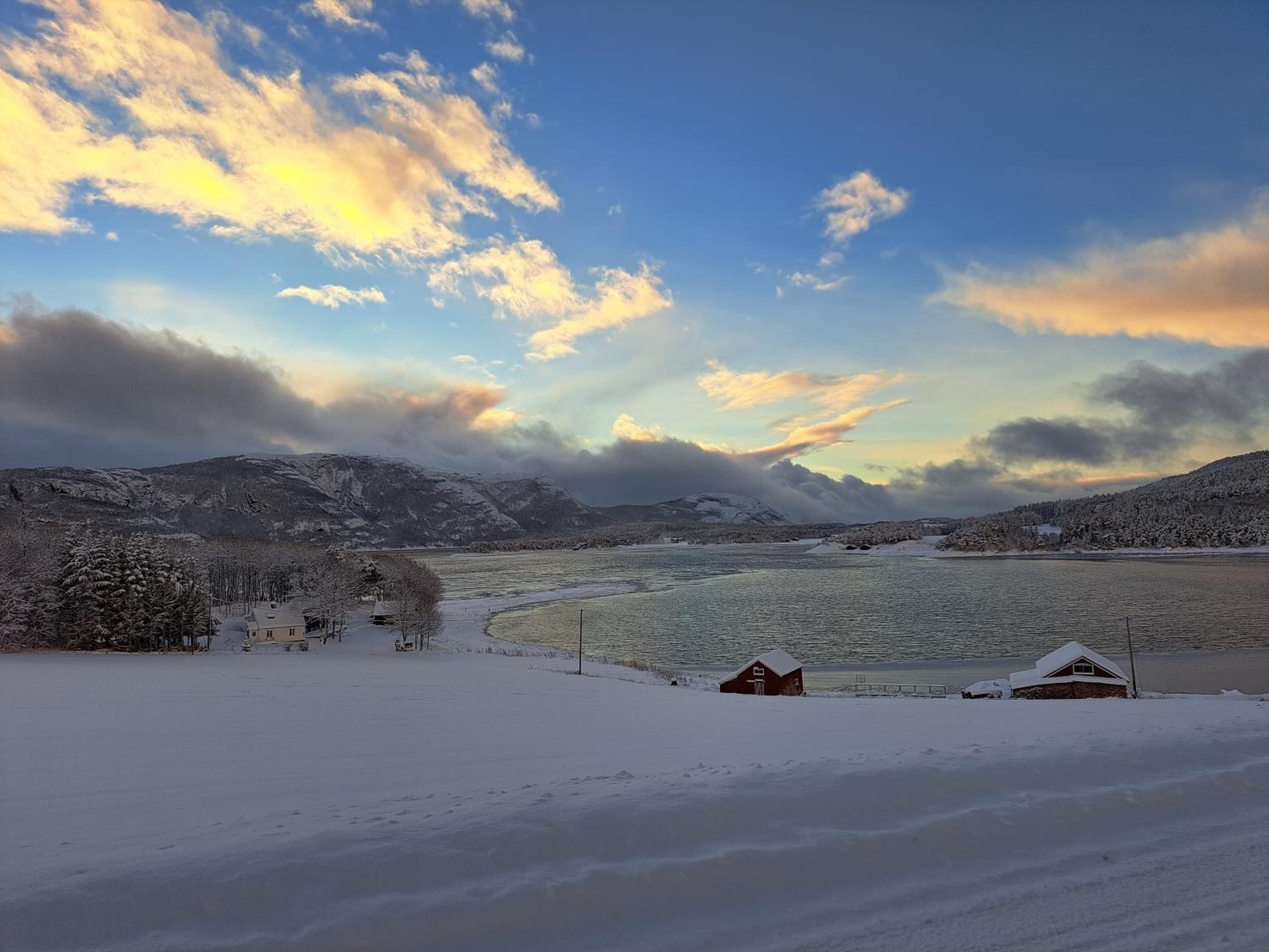 Kleines Haus am Fjord view 3