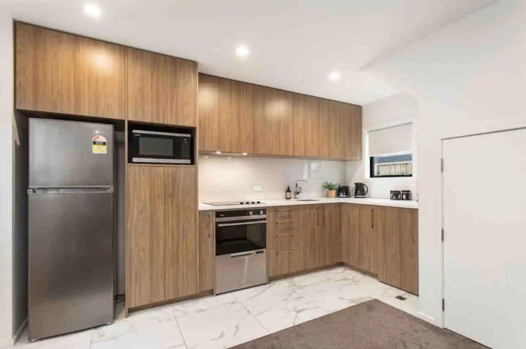 Pet Friendly Close CBD & Te Pae Conference Centre view 5