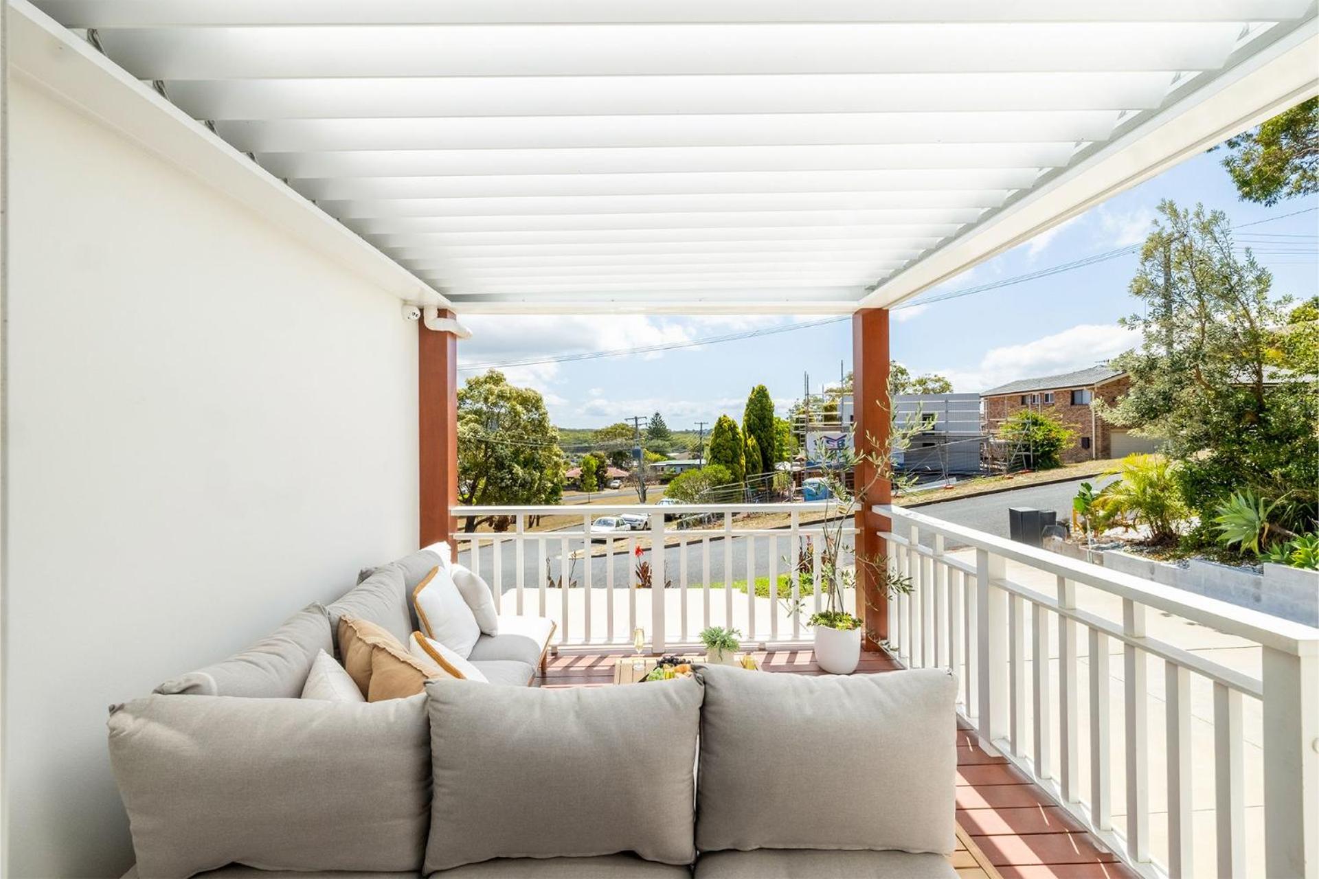 Compass Rose, 95 Ronald Avenue- Wifi, Aircon, Boat Parking, Linen