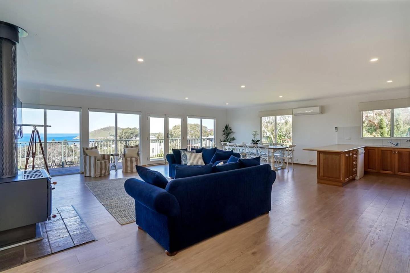 Uninterrupted Views Encounter Bay - BYO Linen