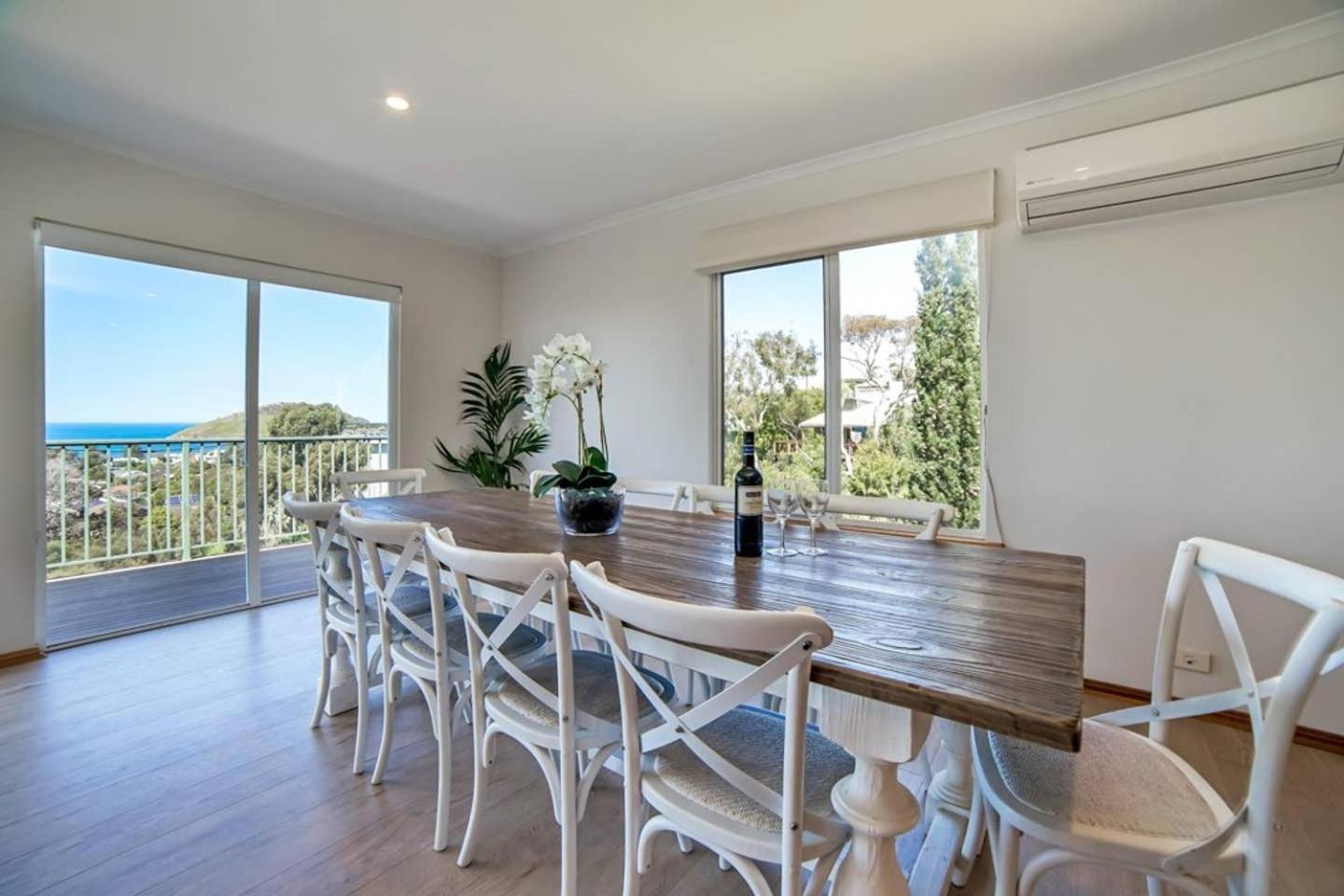 Uninterrupted Views Encounter Bay - BYO Linen