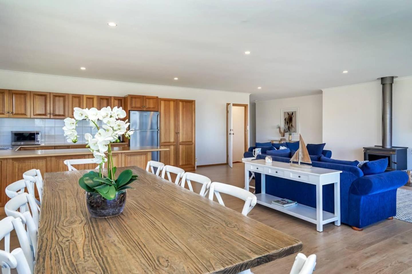 Uninterrupted Views Encounter Bay - BYO Linen
