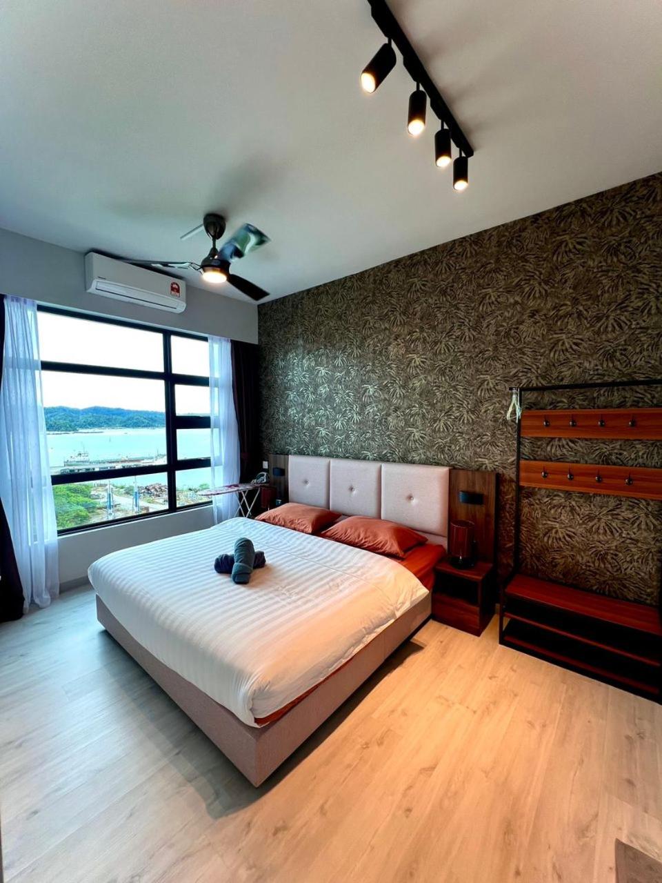 CASA ABODE - Jesselton Quay (Sea View) photo 2