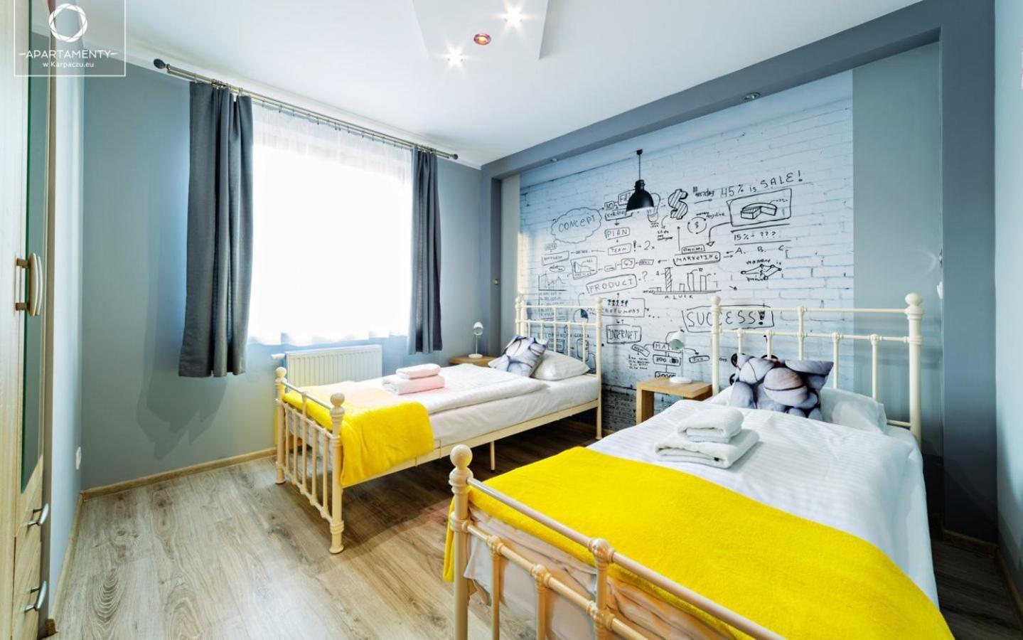 Wonder Home - Domki górskie na osiedlu dozorowanym, z kominkami i placem zabaw