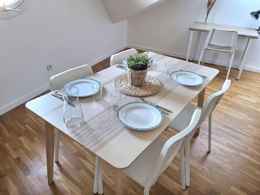 2 Mins from Train Station - Paris & DisneyLand - Cosy à Quatre