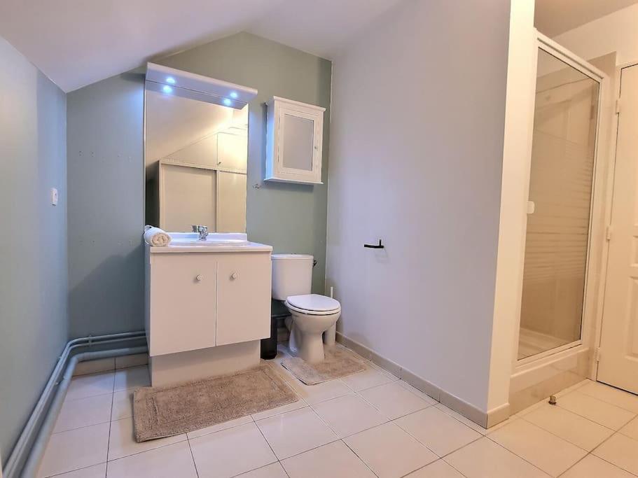 2 Mins from Train Station - Paris & DisneyLand - Cosy à Quatre