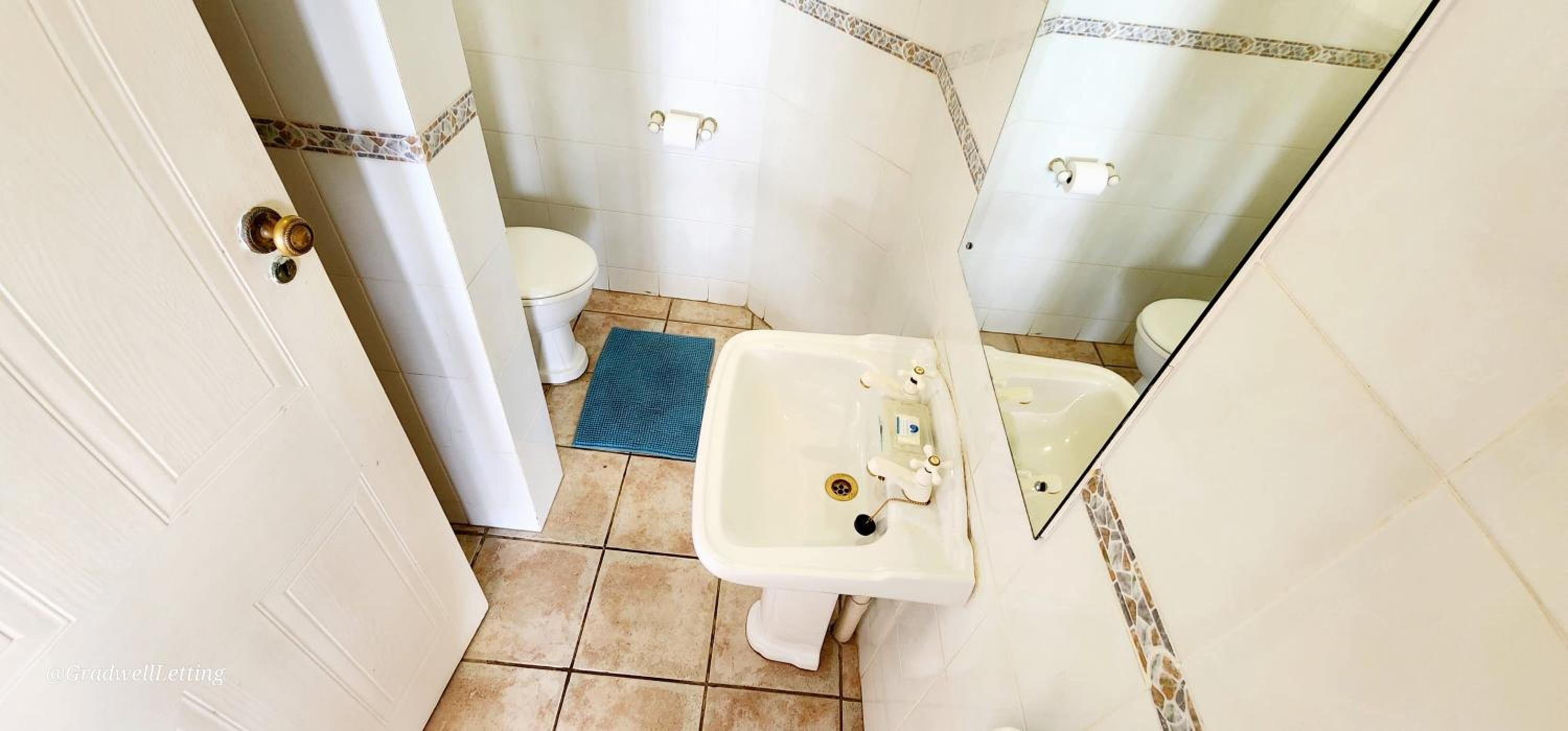Inn on the Sea 4-Sleeps 8-On Ramsgate main beach!