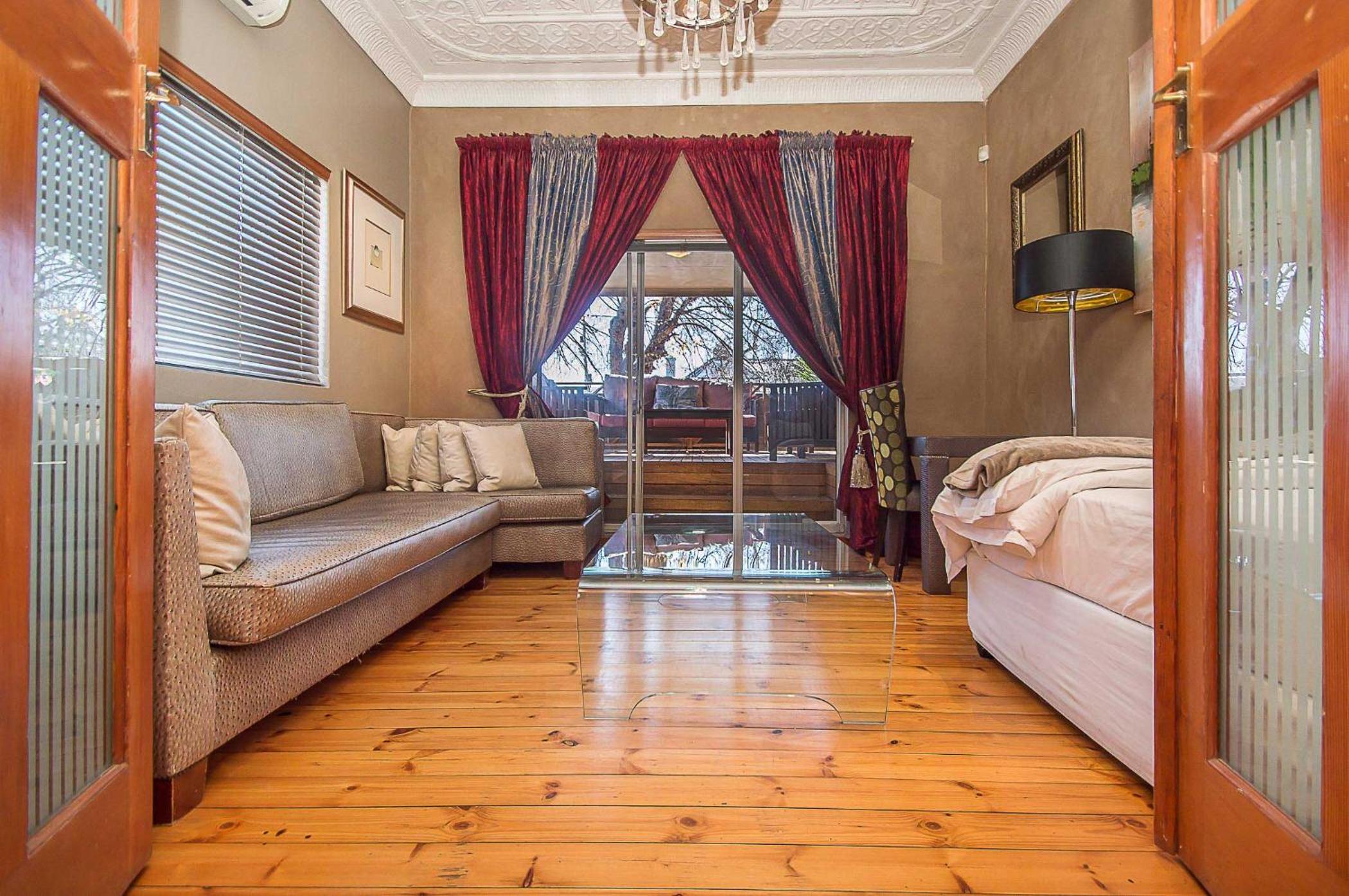 Saffron Guest House