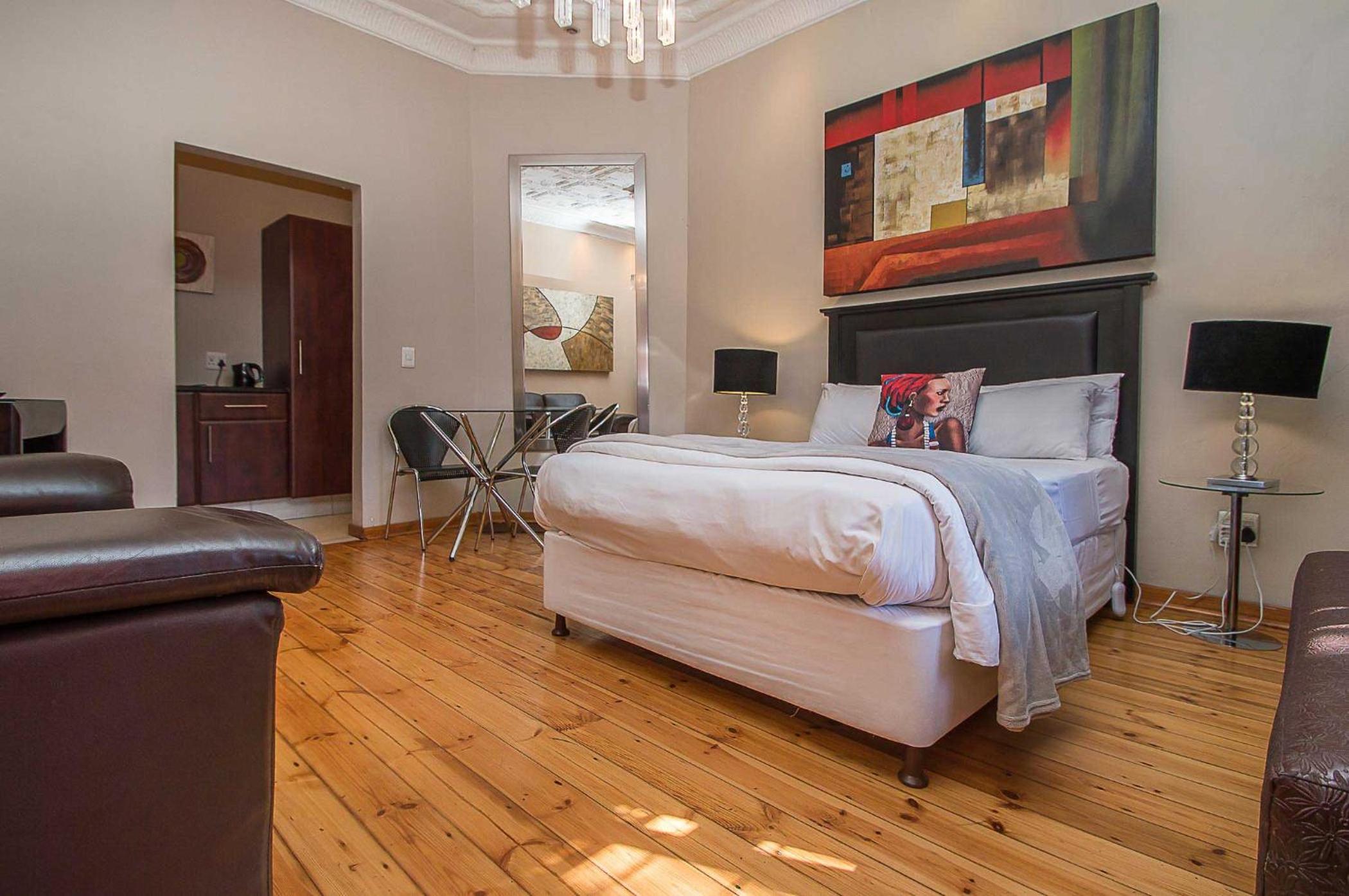 Saffron Guest House