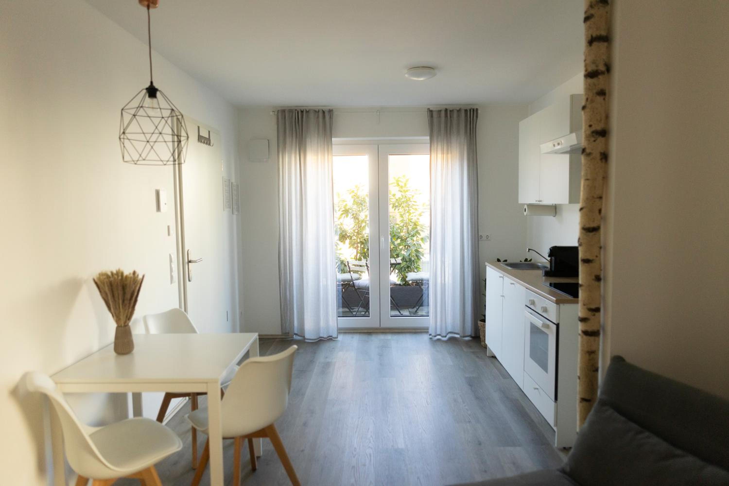 HUGOS Studio Apartment en Bensheim — kitchen