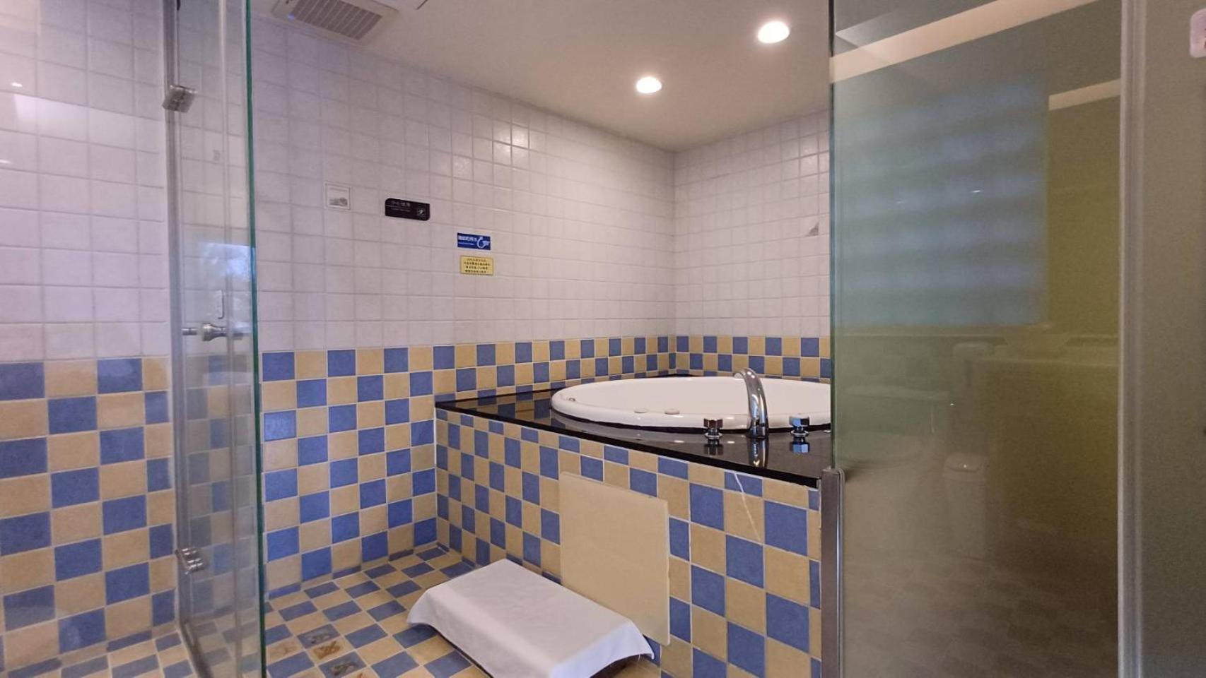 Blue Ocean Hotel
