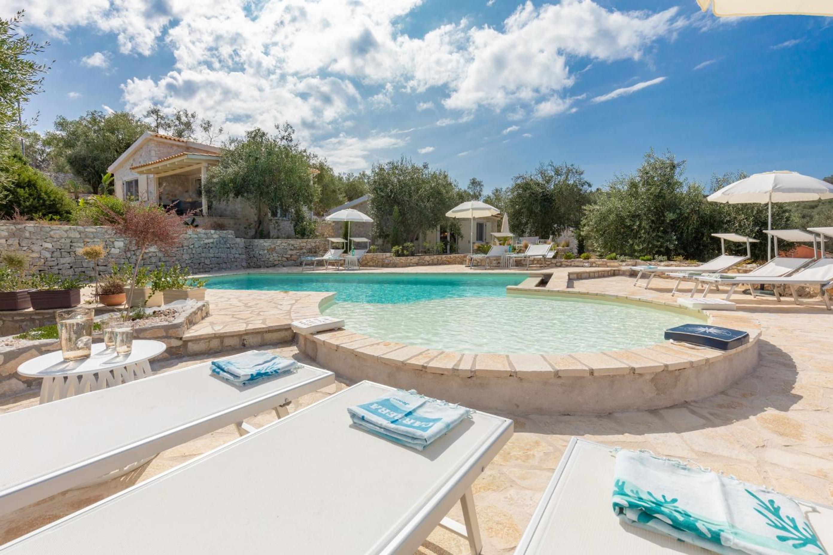 Mami - Danilia Cottages photo 3