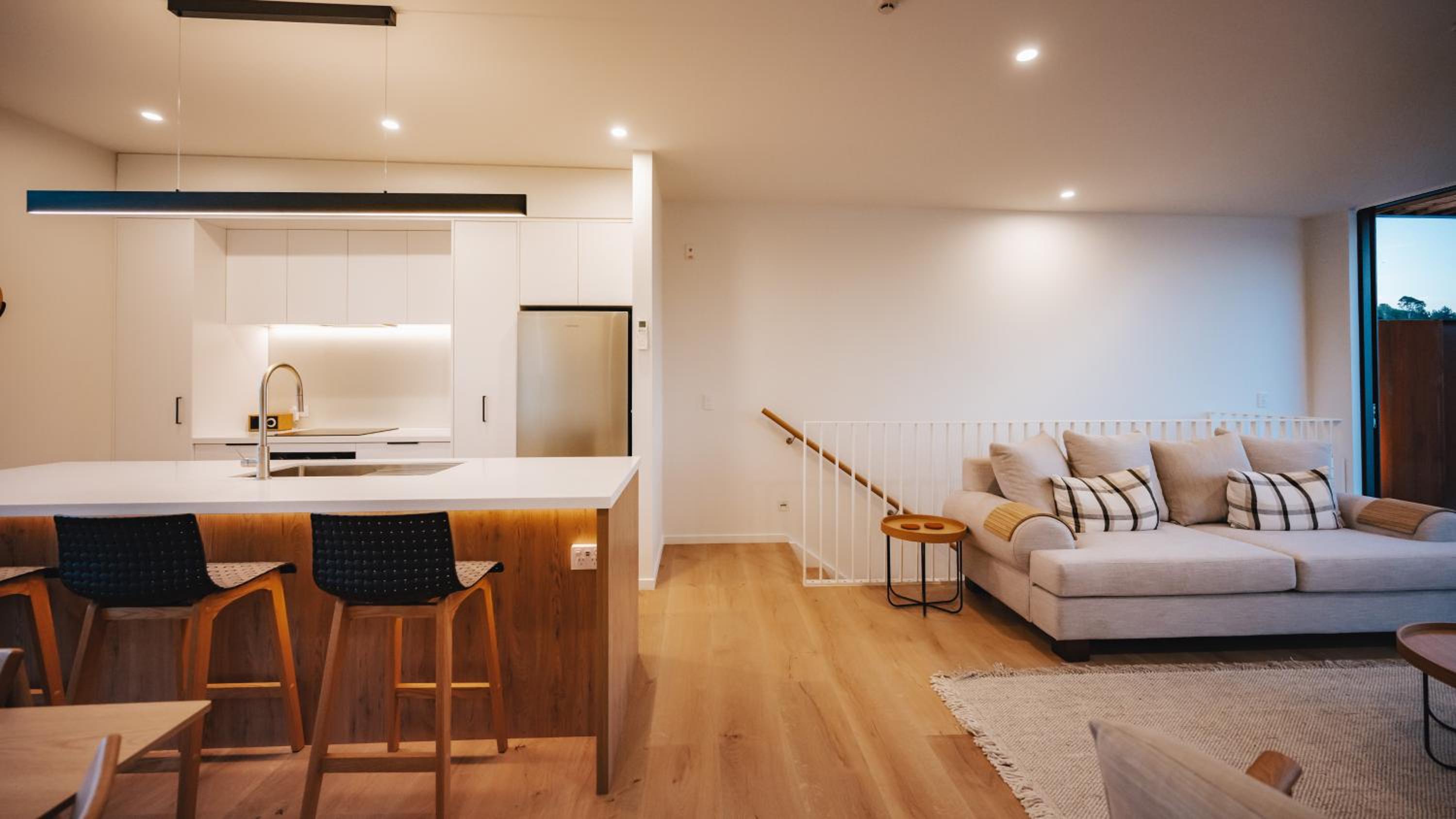 Beautiful urban apartment 3 view 3