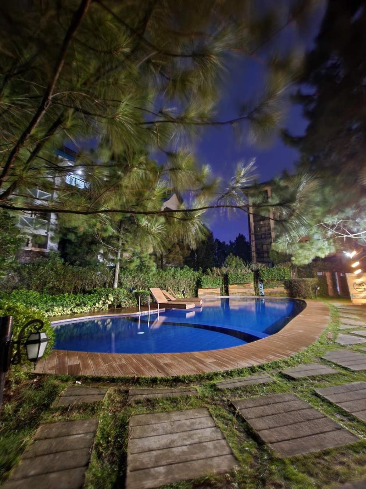 Pine Suites Tagaytay @ RoseAna Staycation view 4