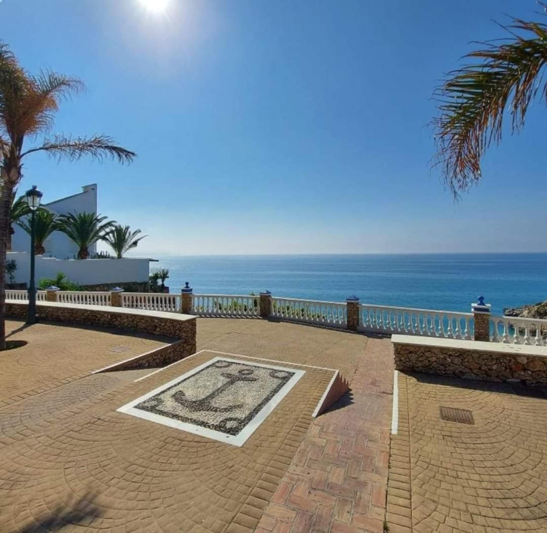 Nerja centro, playa carabeo