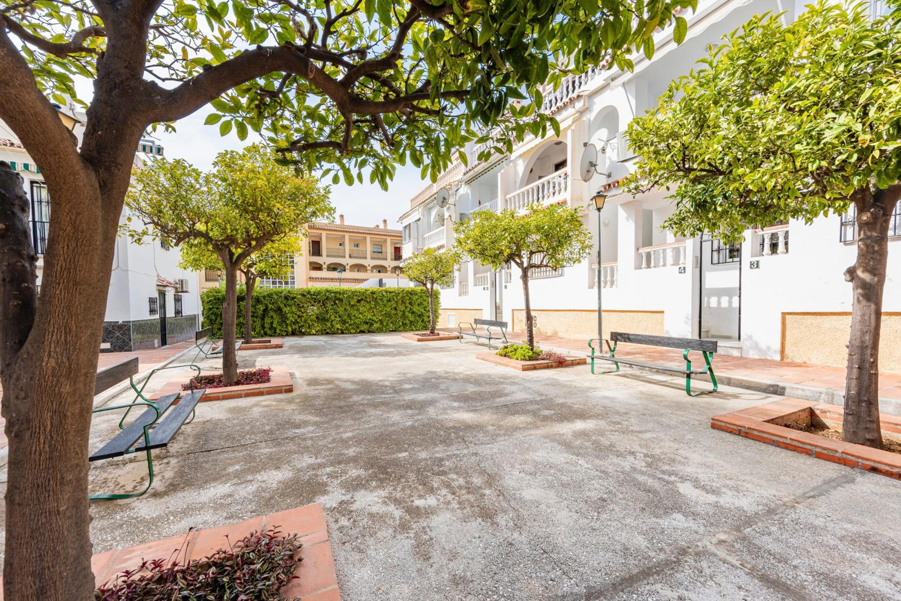 Nerja centro, playa carabeo