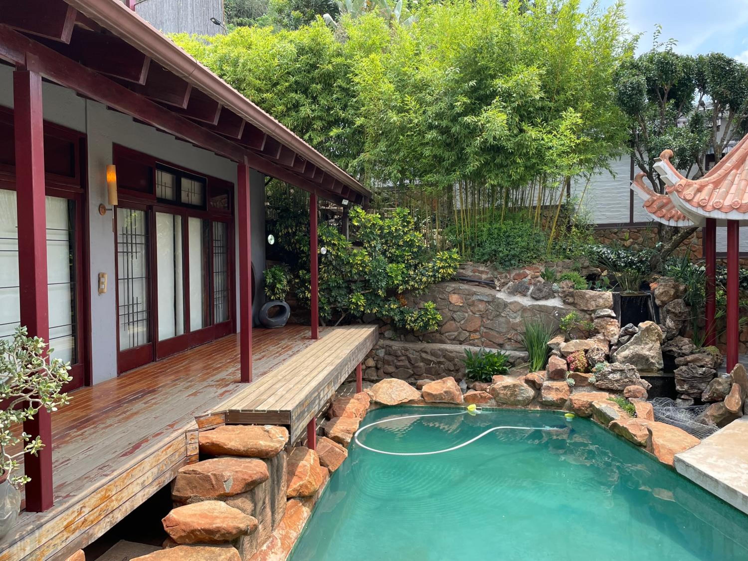 Oasis On Lily with OWN Pool