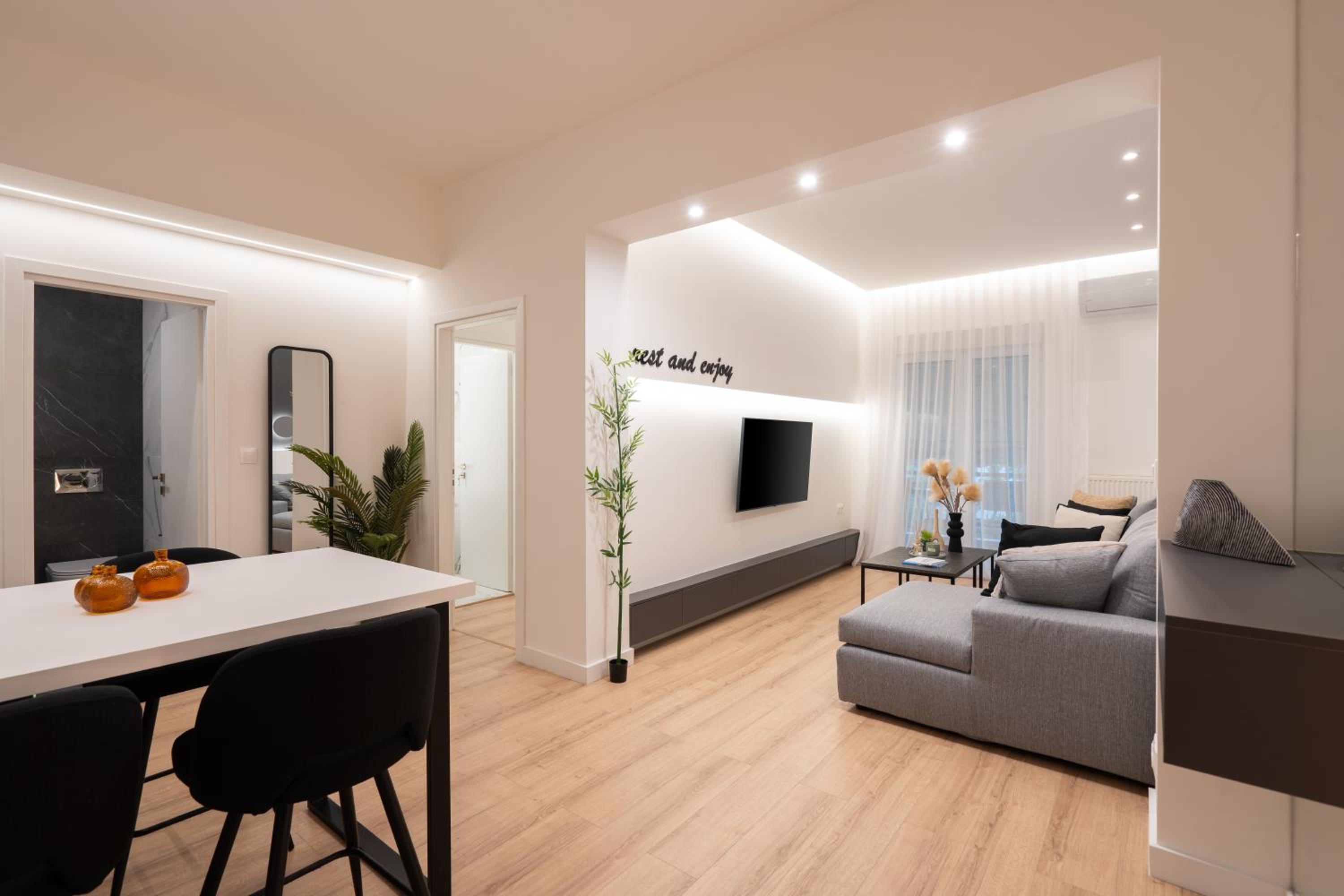 Exclusive and Deluxe Apartment in Athens City