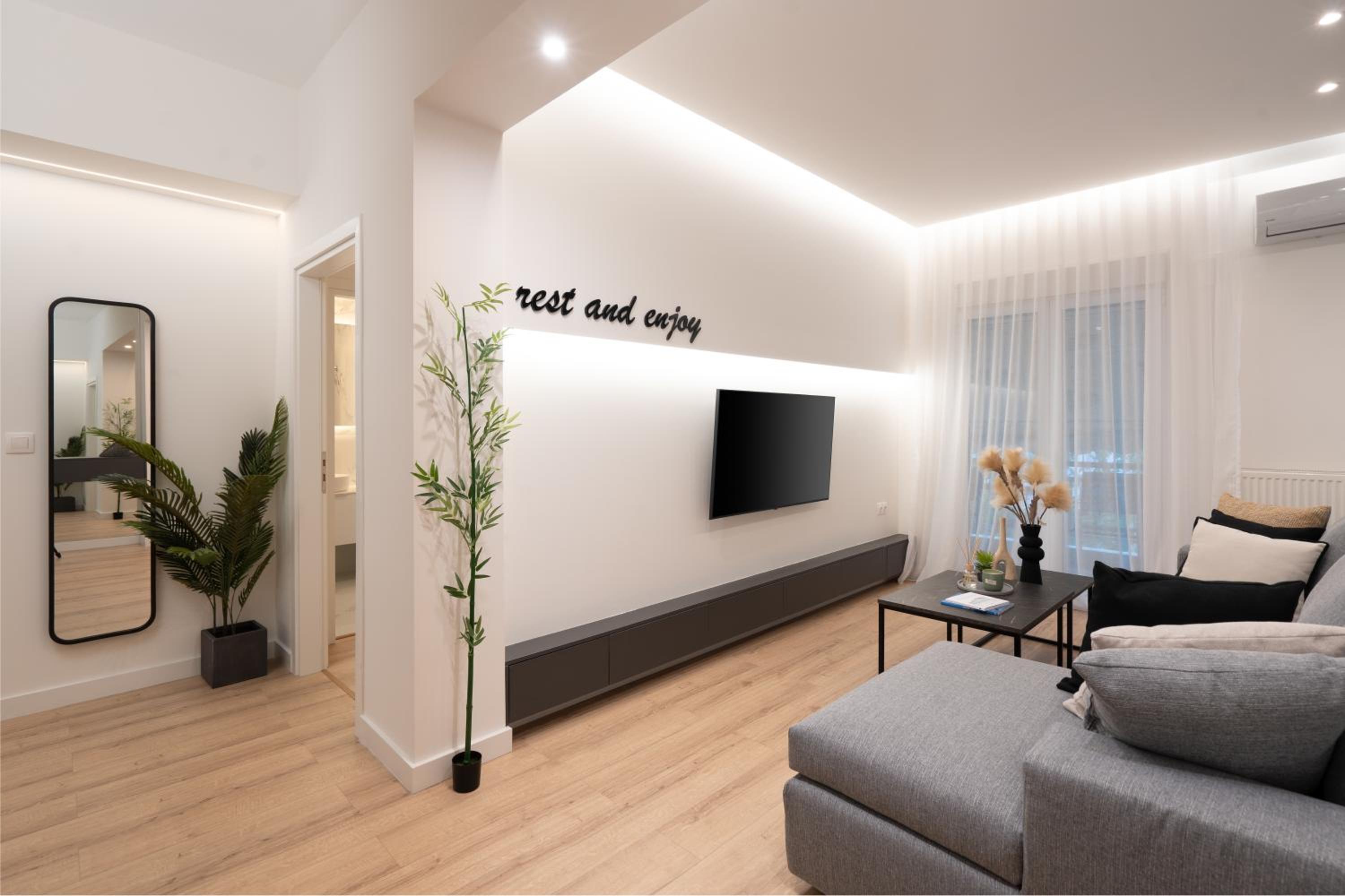 Exclusive and Deluxe Apartment in Athens City