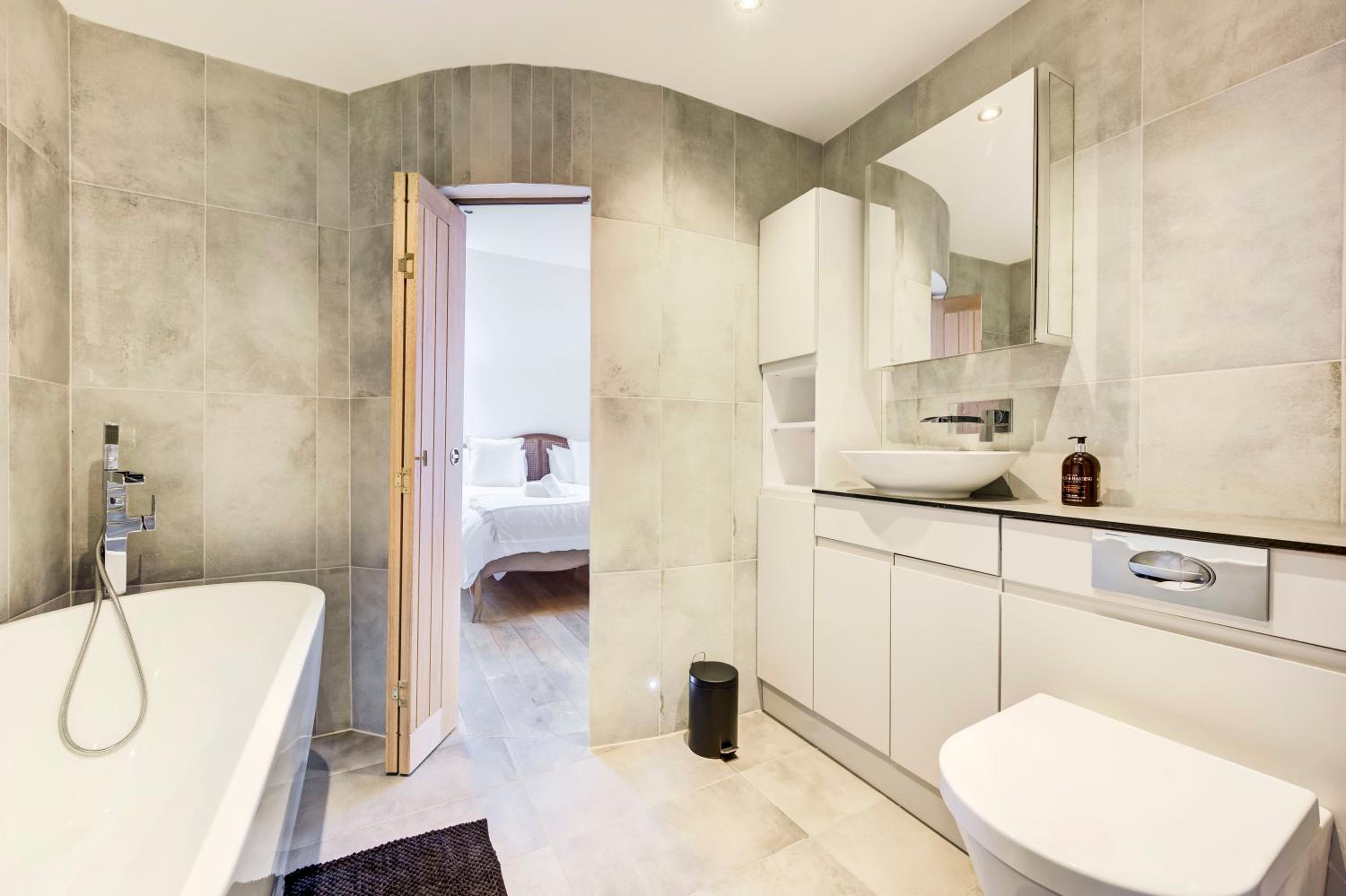 Duplex Apartment Shoreditch - the Living Elite Collection