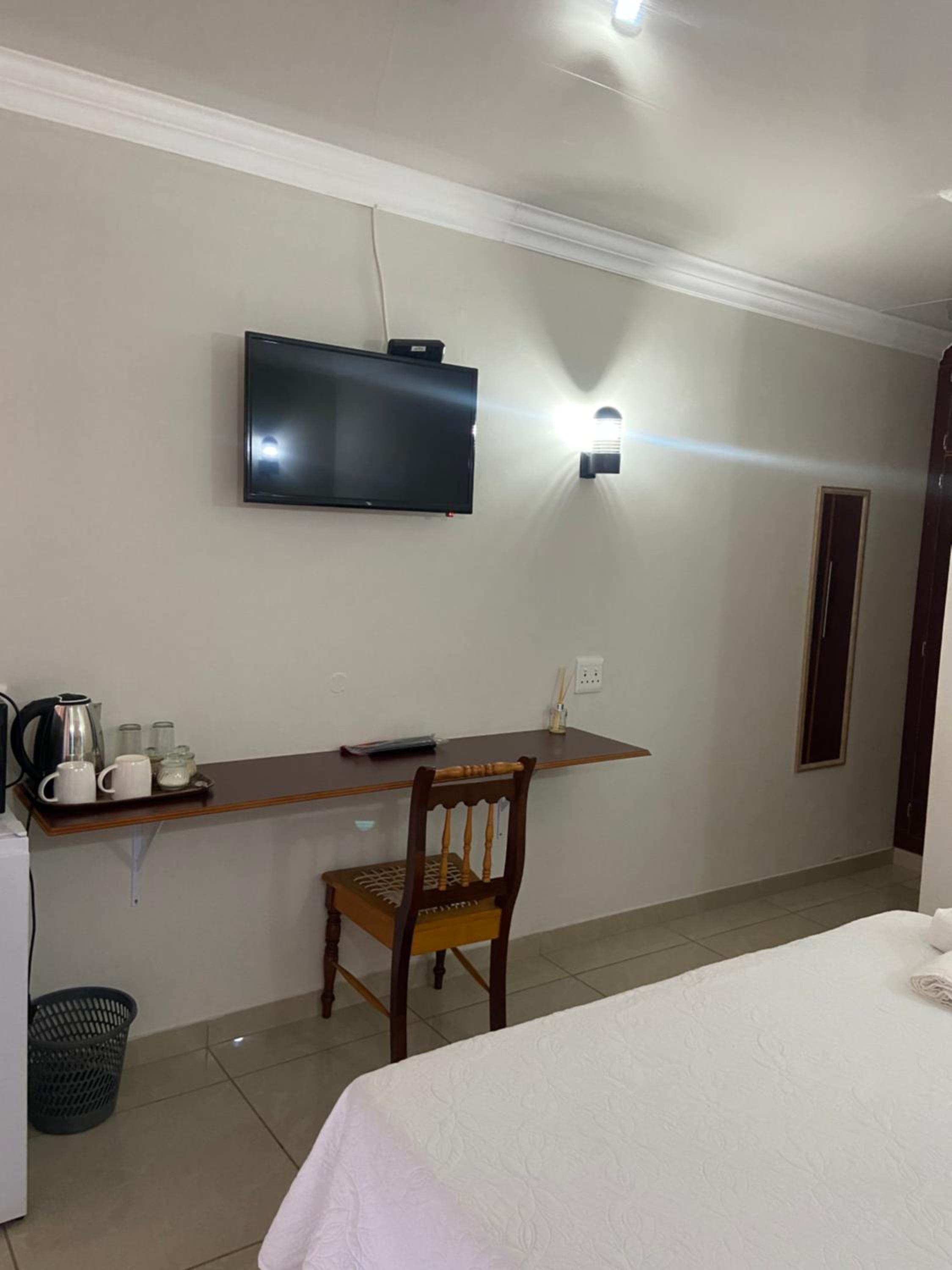Khahliso Guest House
