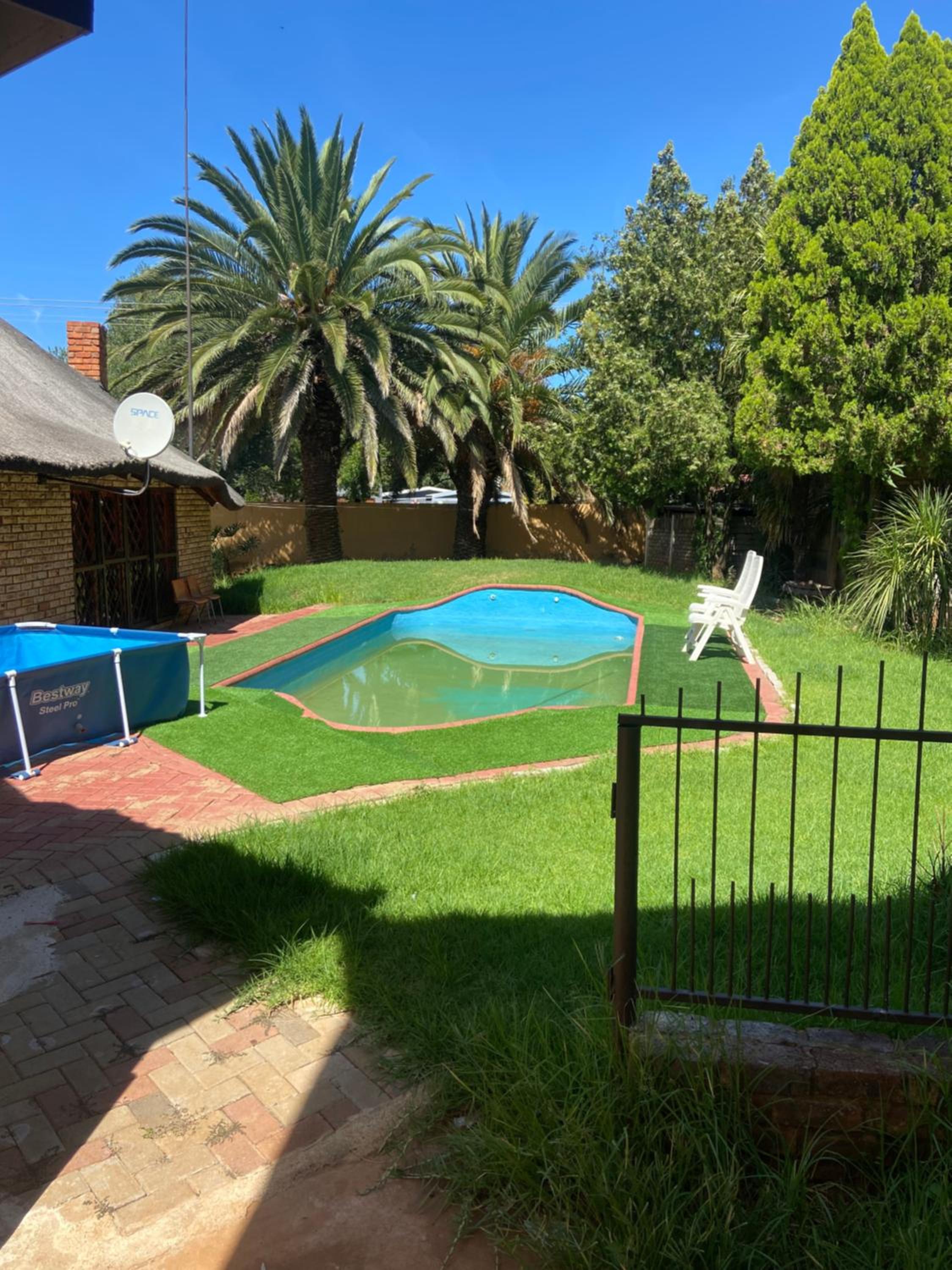 Khahliso Guest House