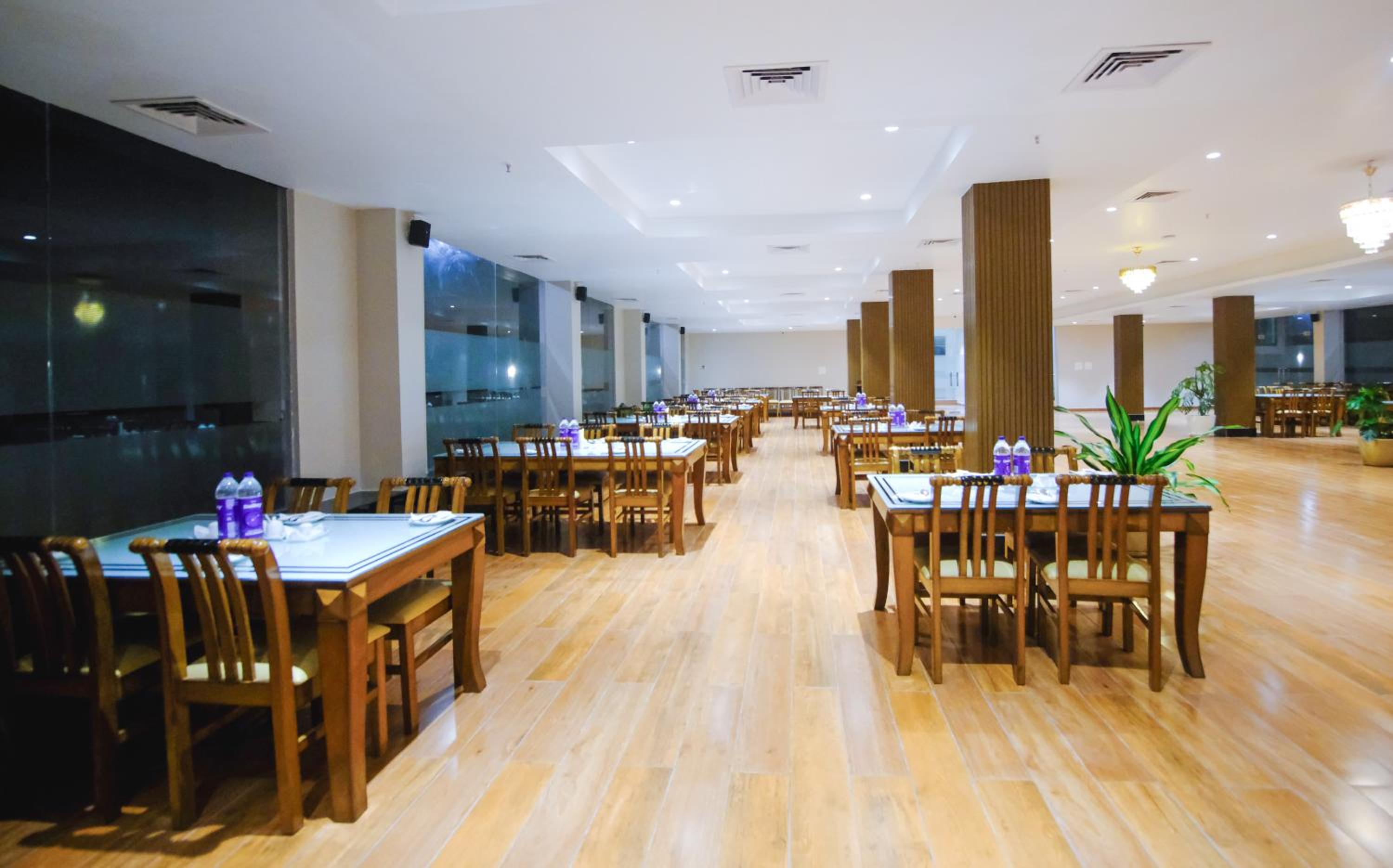 Finn's Weaver Resort, Kaziranga view 3