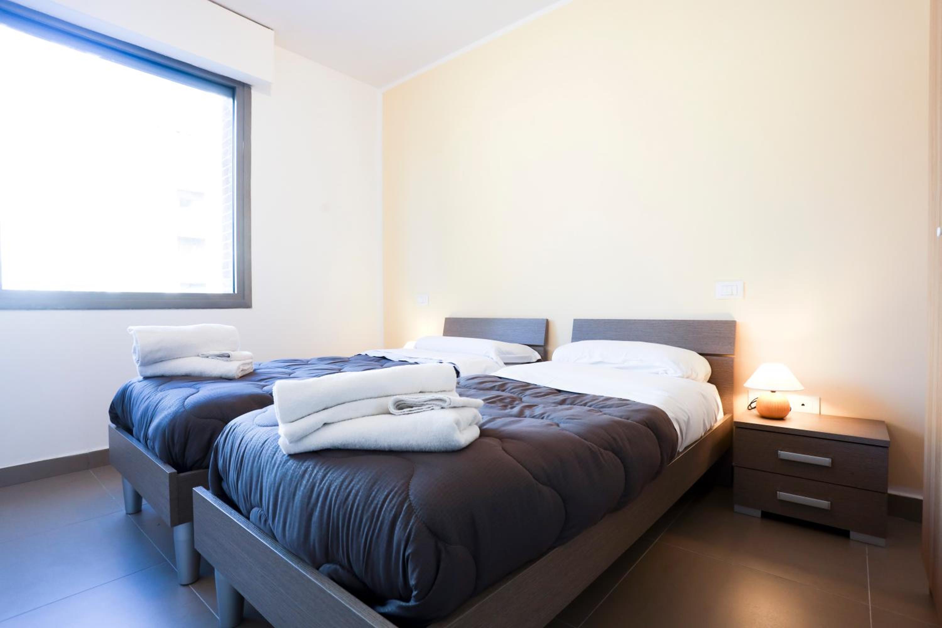 GuestHost - Sebeto Apartments with Parking & Netfilx