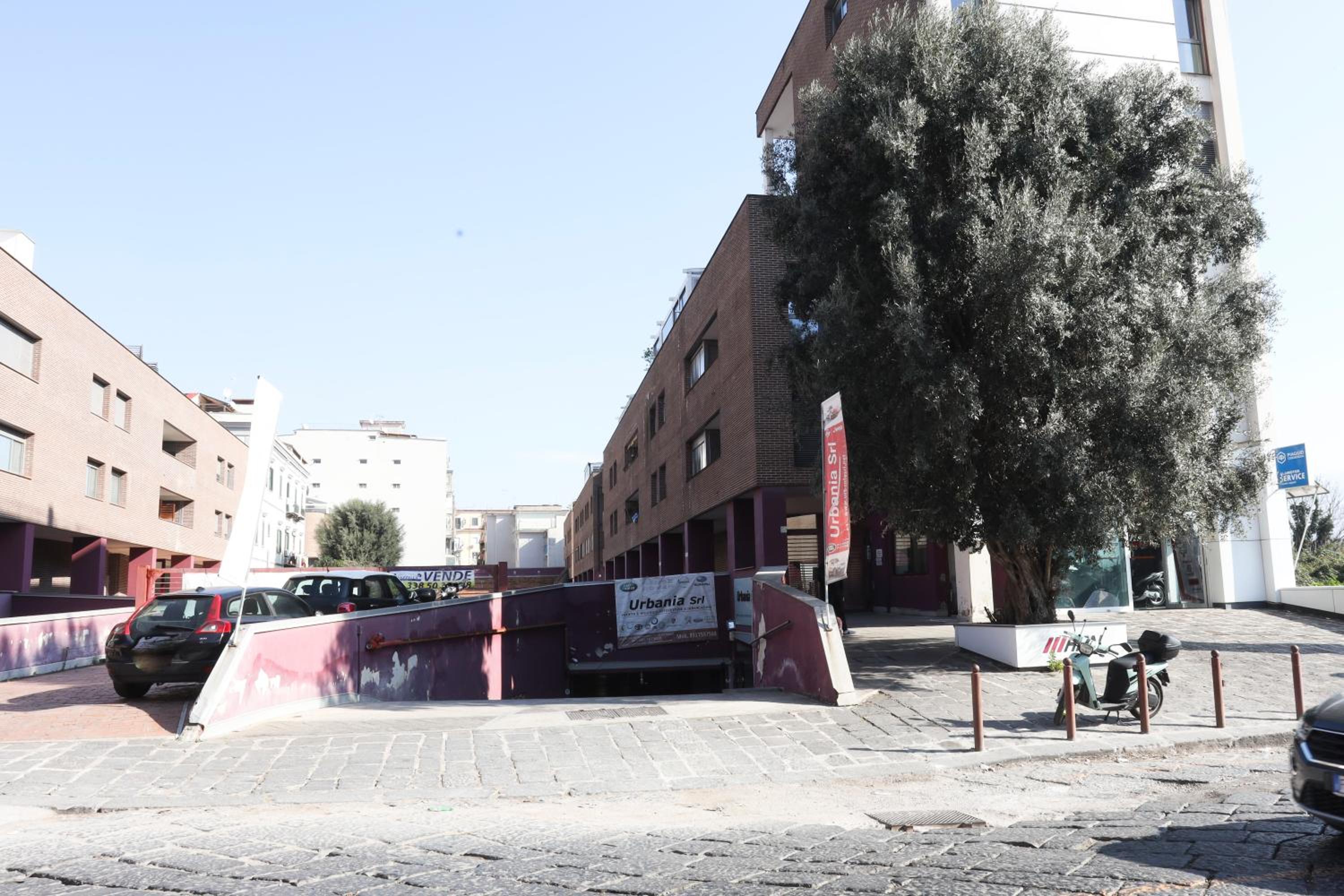 GuestHost - Sebeto Apartments with Parking & Netfilx